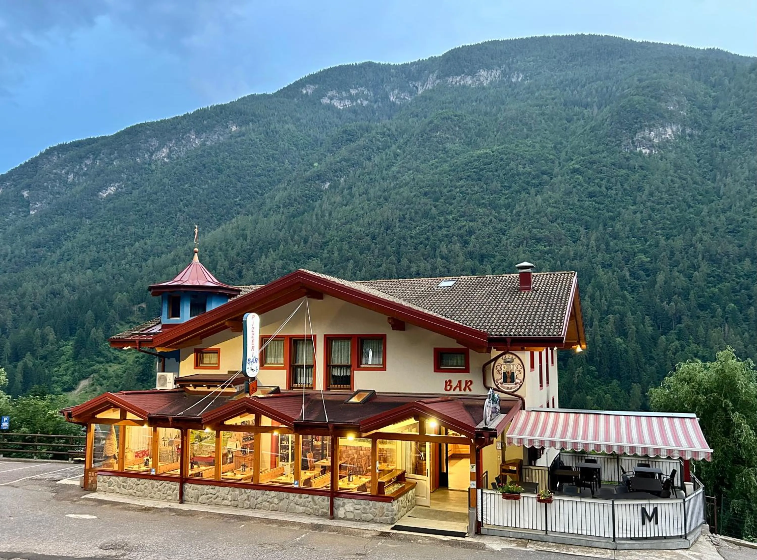 Property building in Residence Al Pescatore