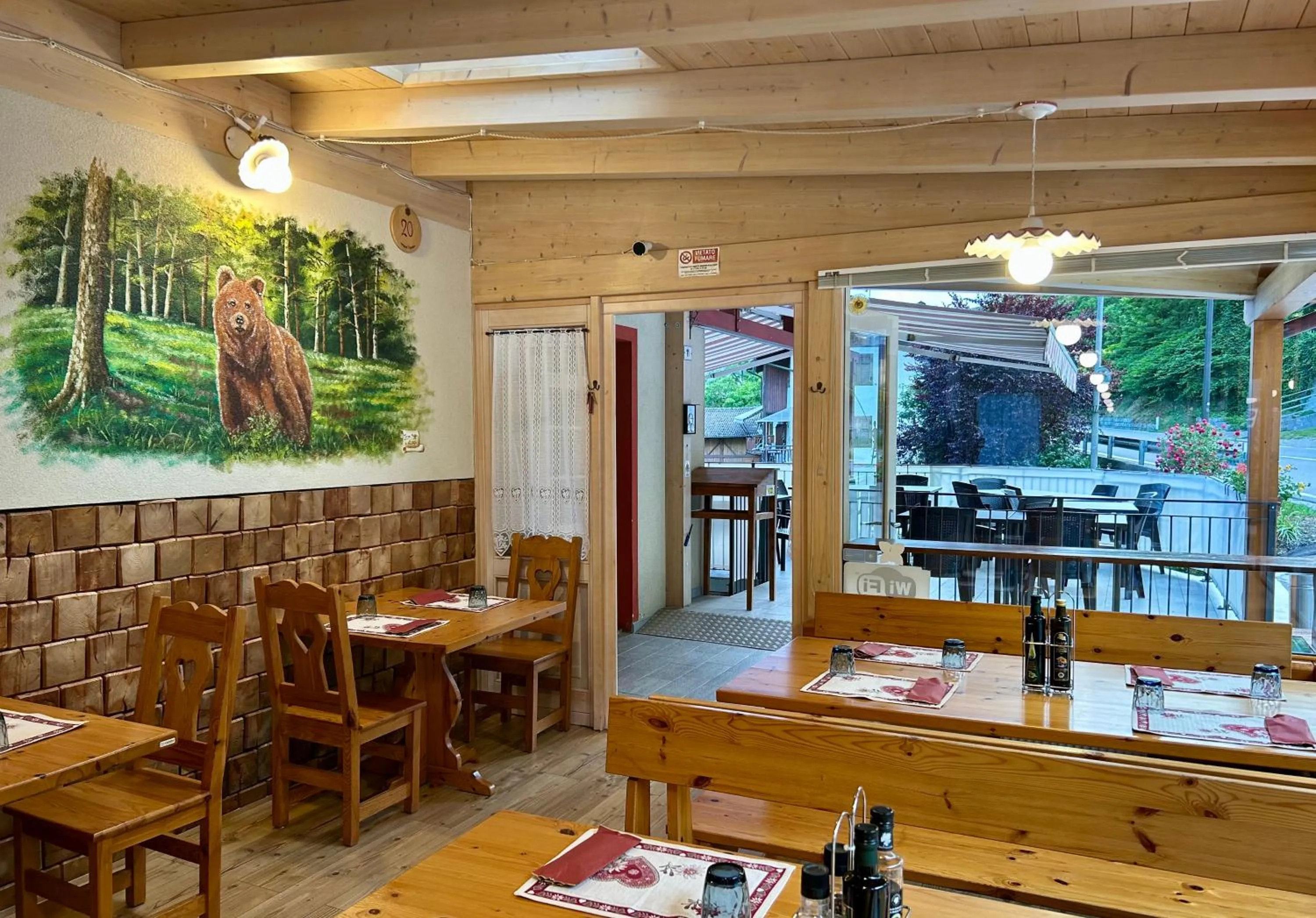 Restaurant/places to eat in Residence Al Pescatore