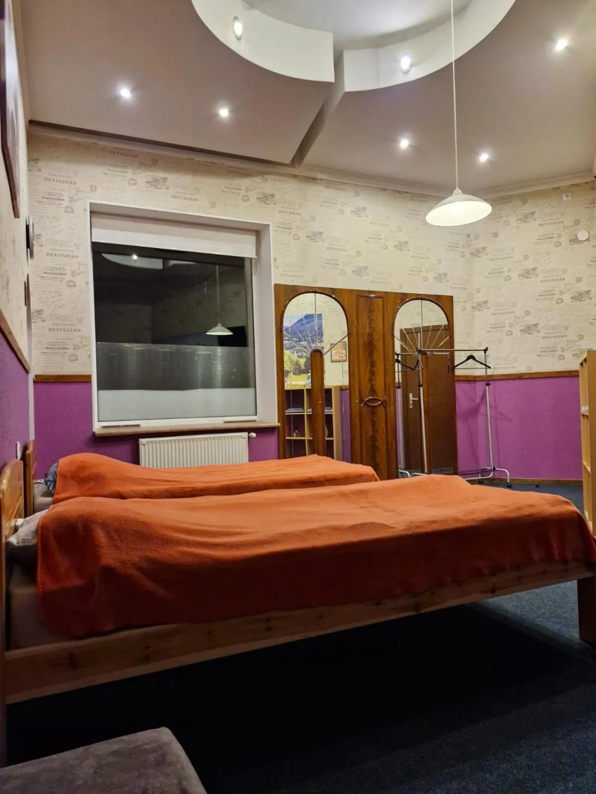 Photo of the whole room, Bed in Hotel Erfolg