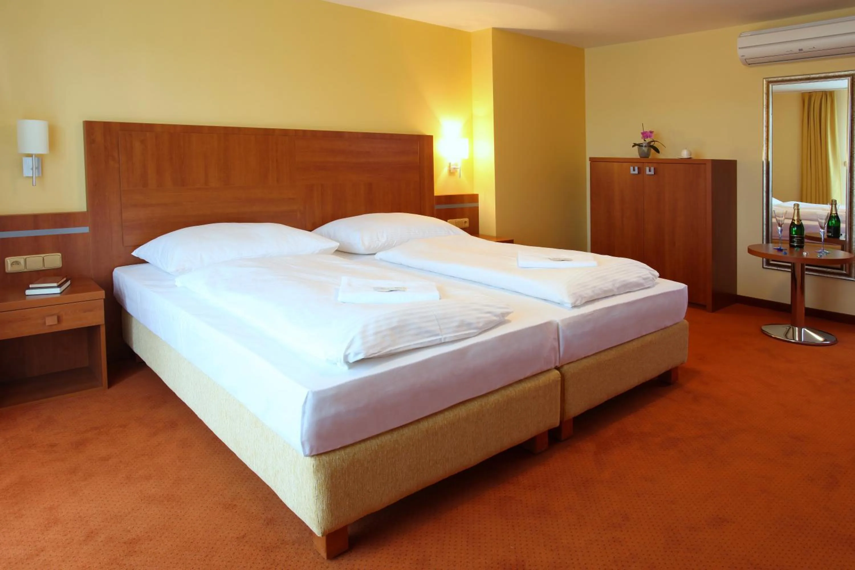 Photo of the whole room, Bed in Wellness Resort Energetic