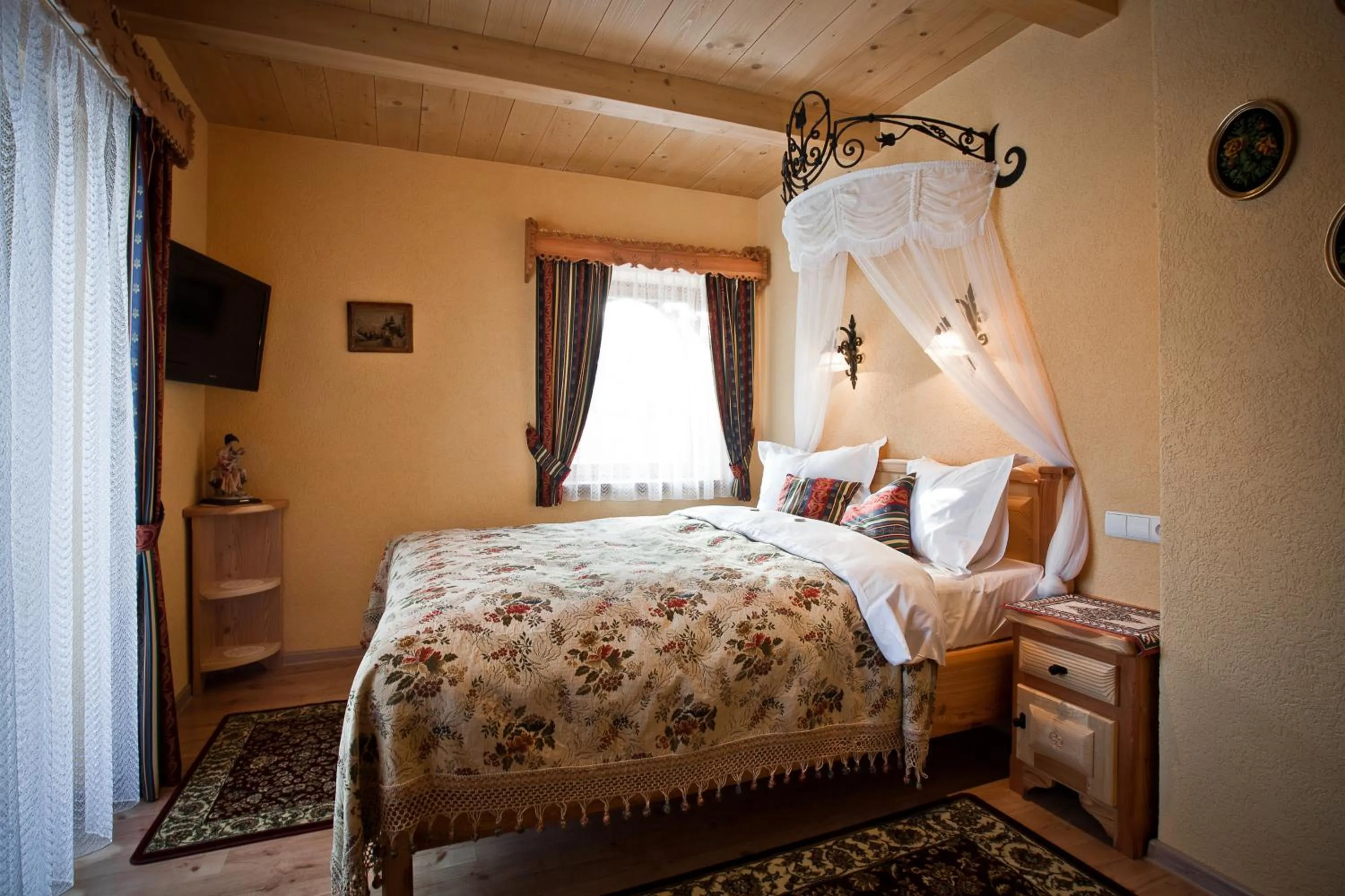 Photo of the whole room, Bed in Hotel Bambi Boutique