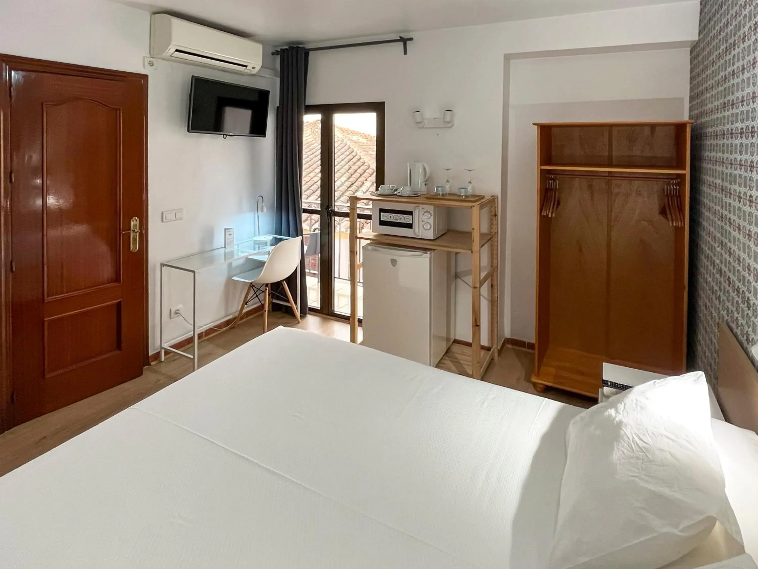 Economy Double Room in Beatriz Charming Hostal Economy Double Room in Beatriz Charming Hostal
