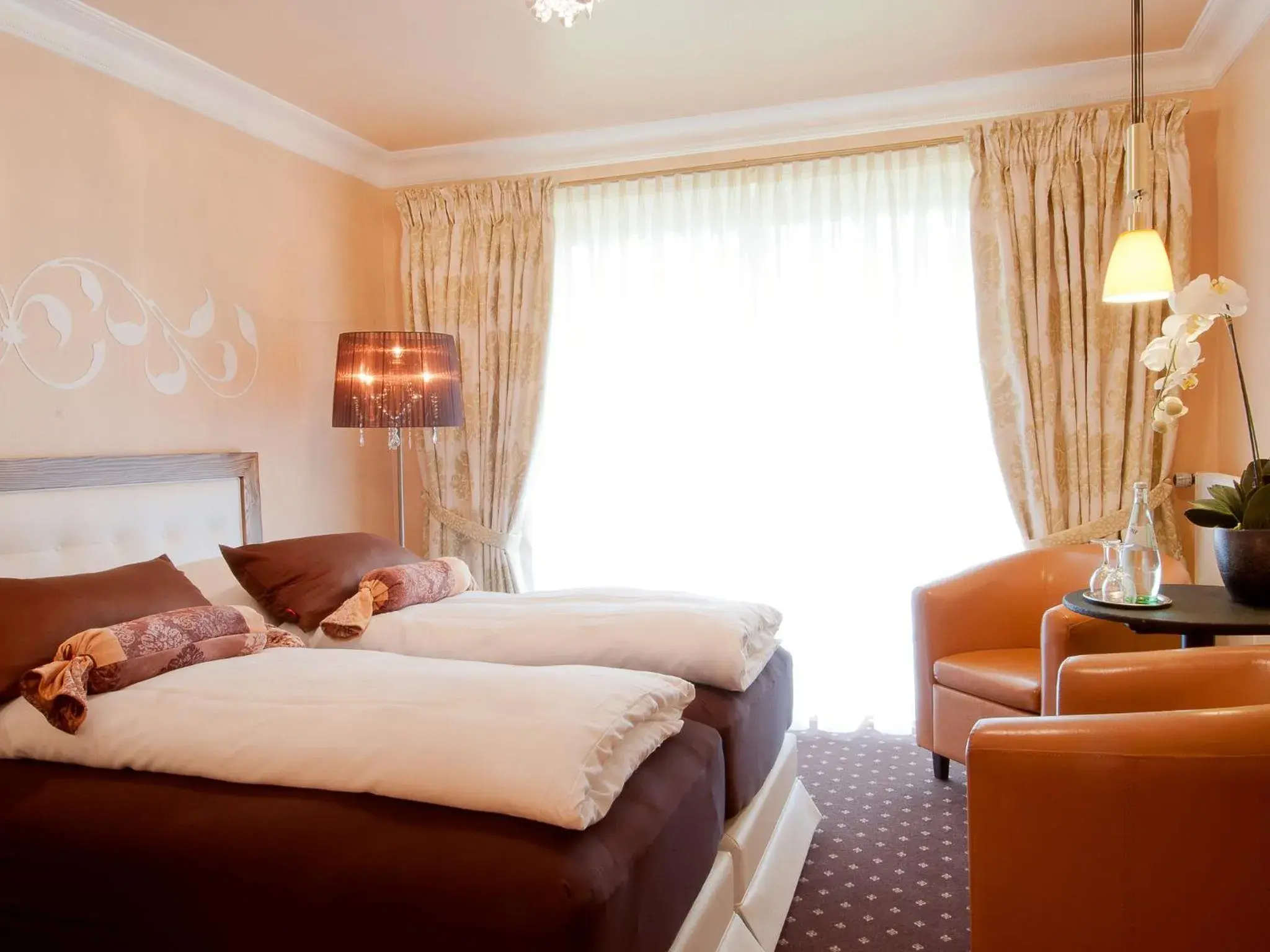 Comfort Double Room with Terrace in Amethyst Hotel Garni Lüneburg Comfort Double Room with Terrace in Amethyst Hotel Garni Lüneburg