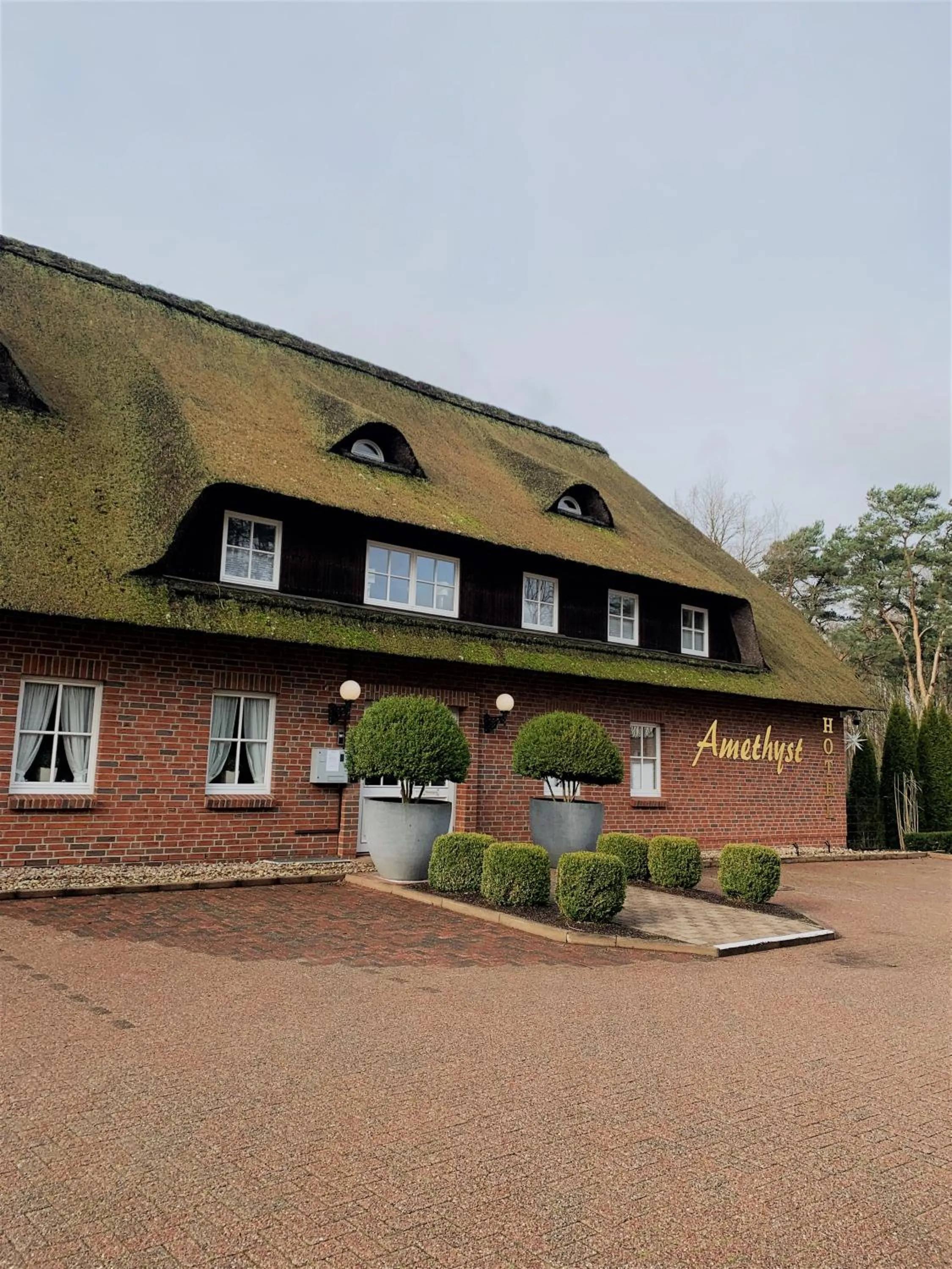 Property building in Amethyst Hotel Garni Lüneburg Inklusive Parkplatz