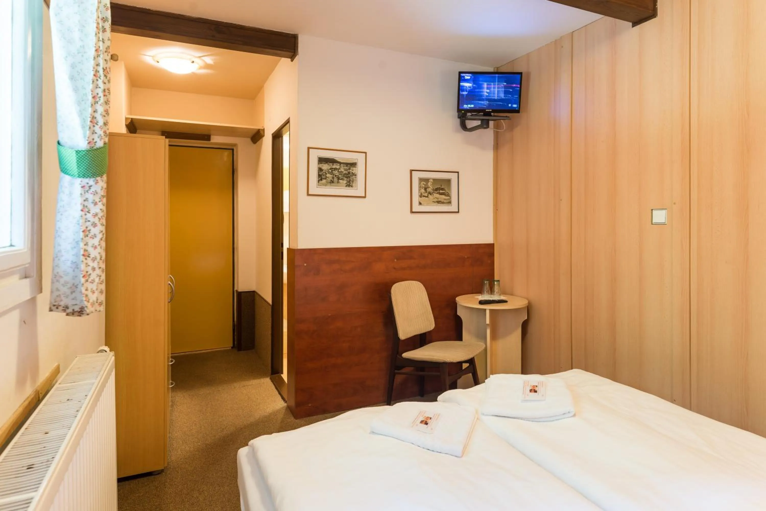 Photo of the whole room, Bed in Hotel Diana