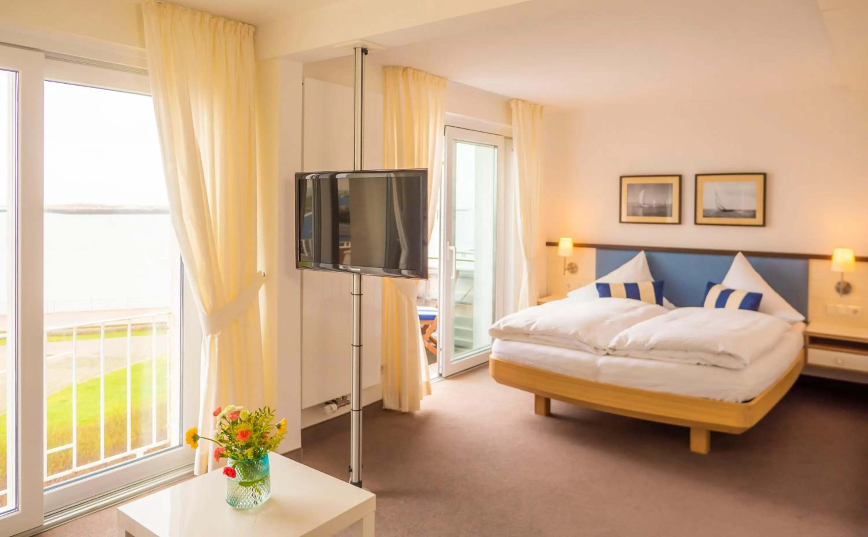 Photo of the whole room, Bed in Miramar