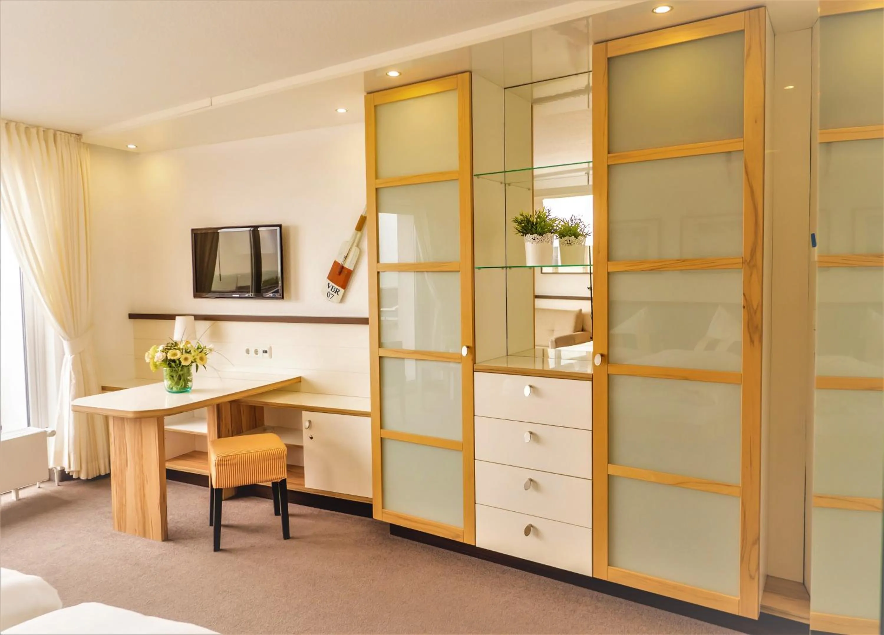 TV and multimedia in Miramar