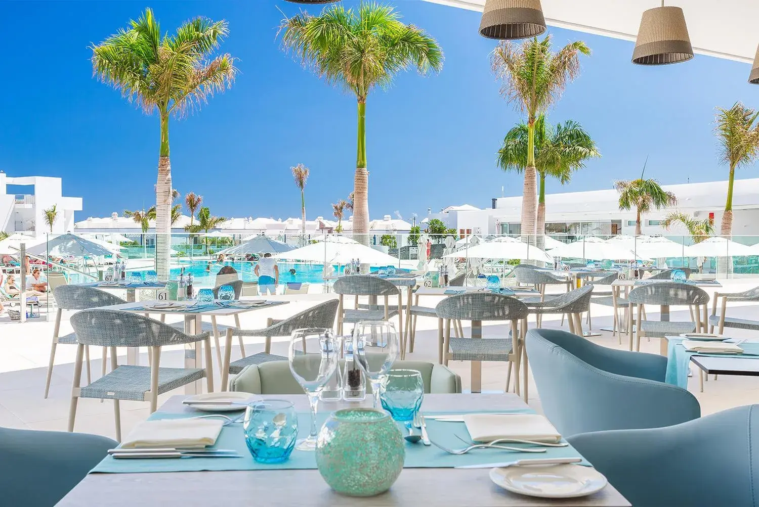 Restaurant/places to eat in Hotel Lava Beach Restaurant/places to eat in Hotel Lava Beach