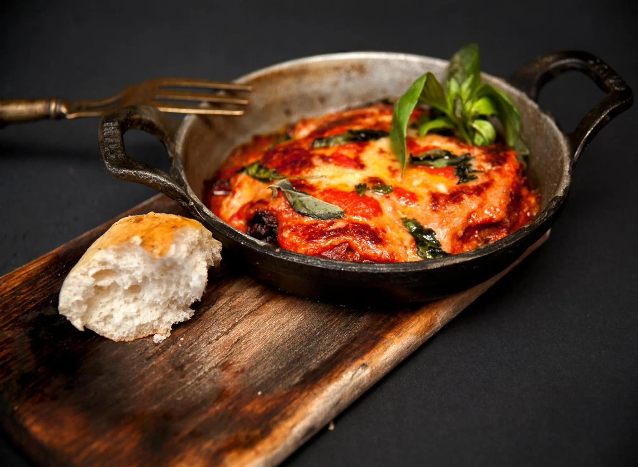 Dinner in Molerite Complex