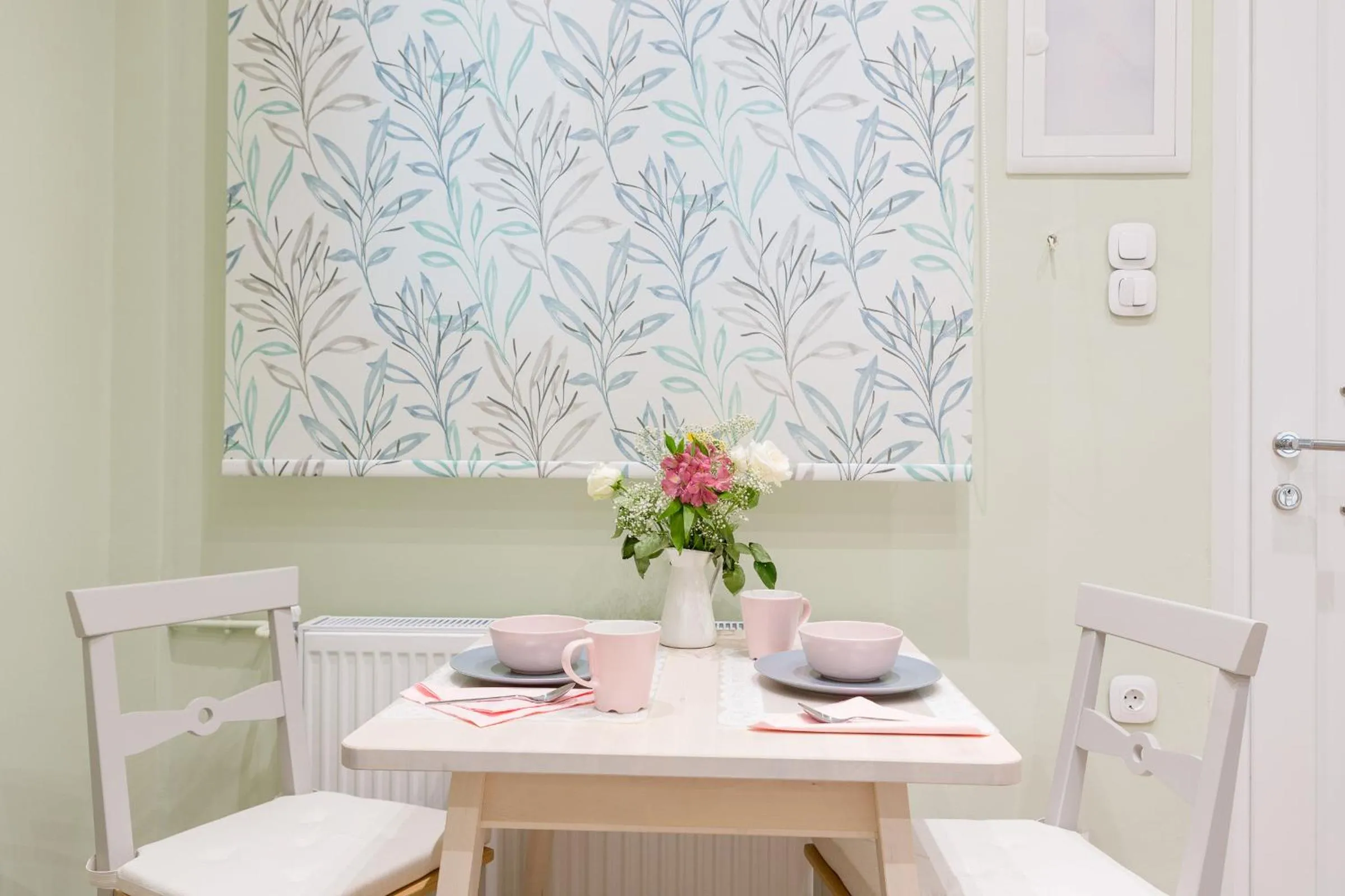 Grandma's Chic & Bright Athenian home with a Patio