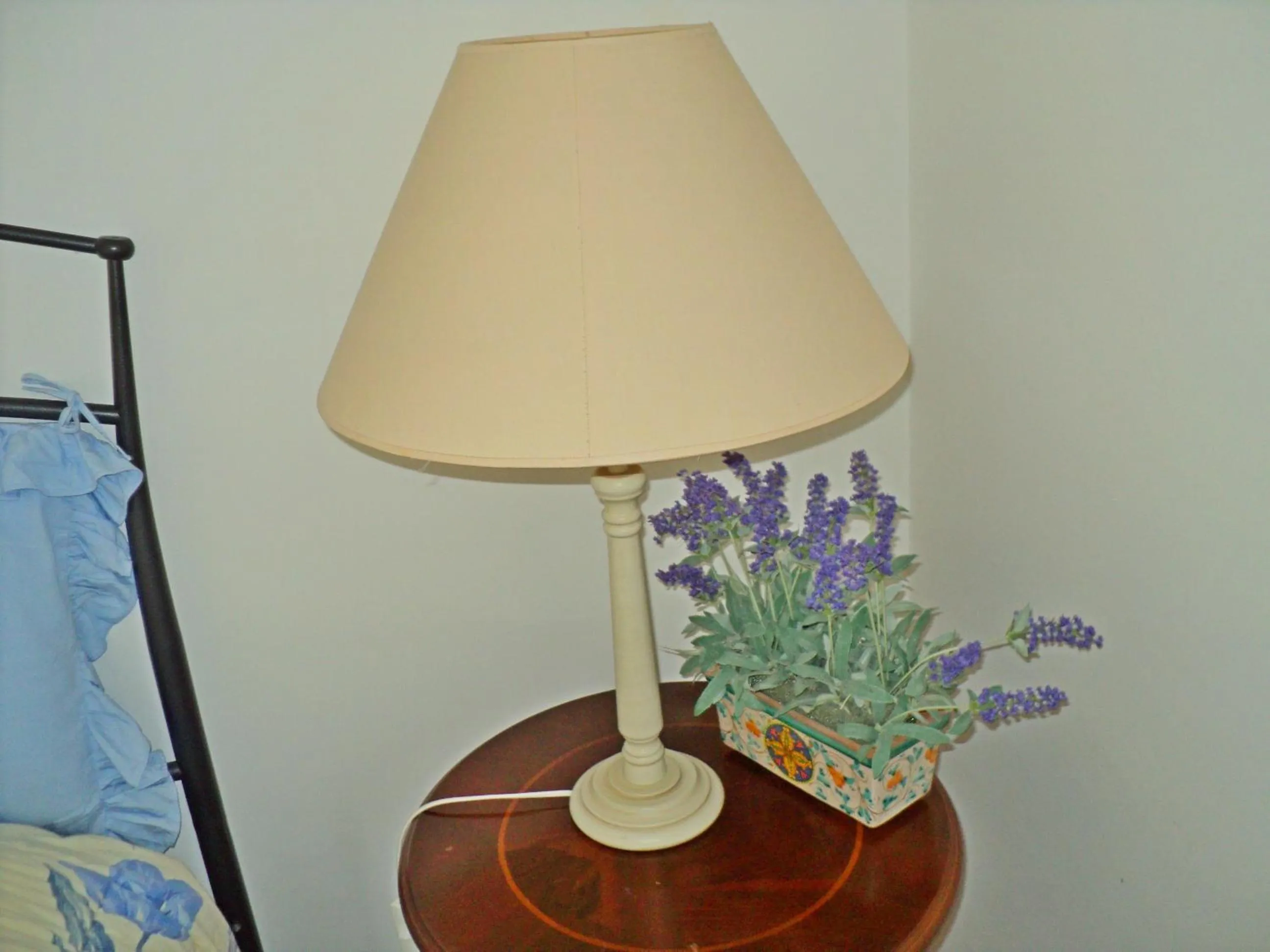 Decorative detail in Casa Mariannina