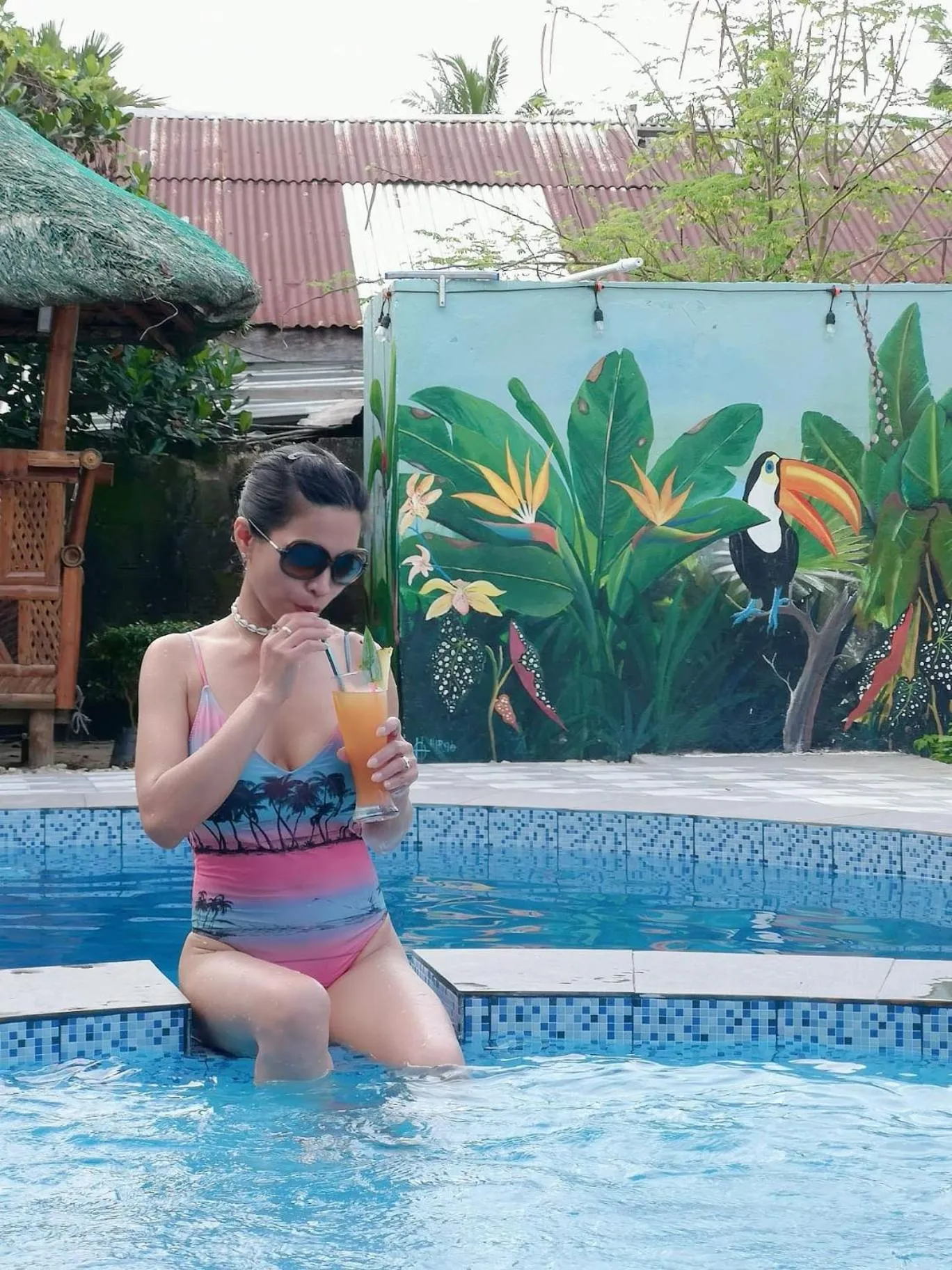 Swimming pool in Hotel Oasis Port Barton