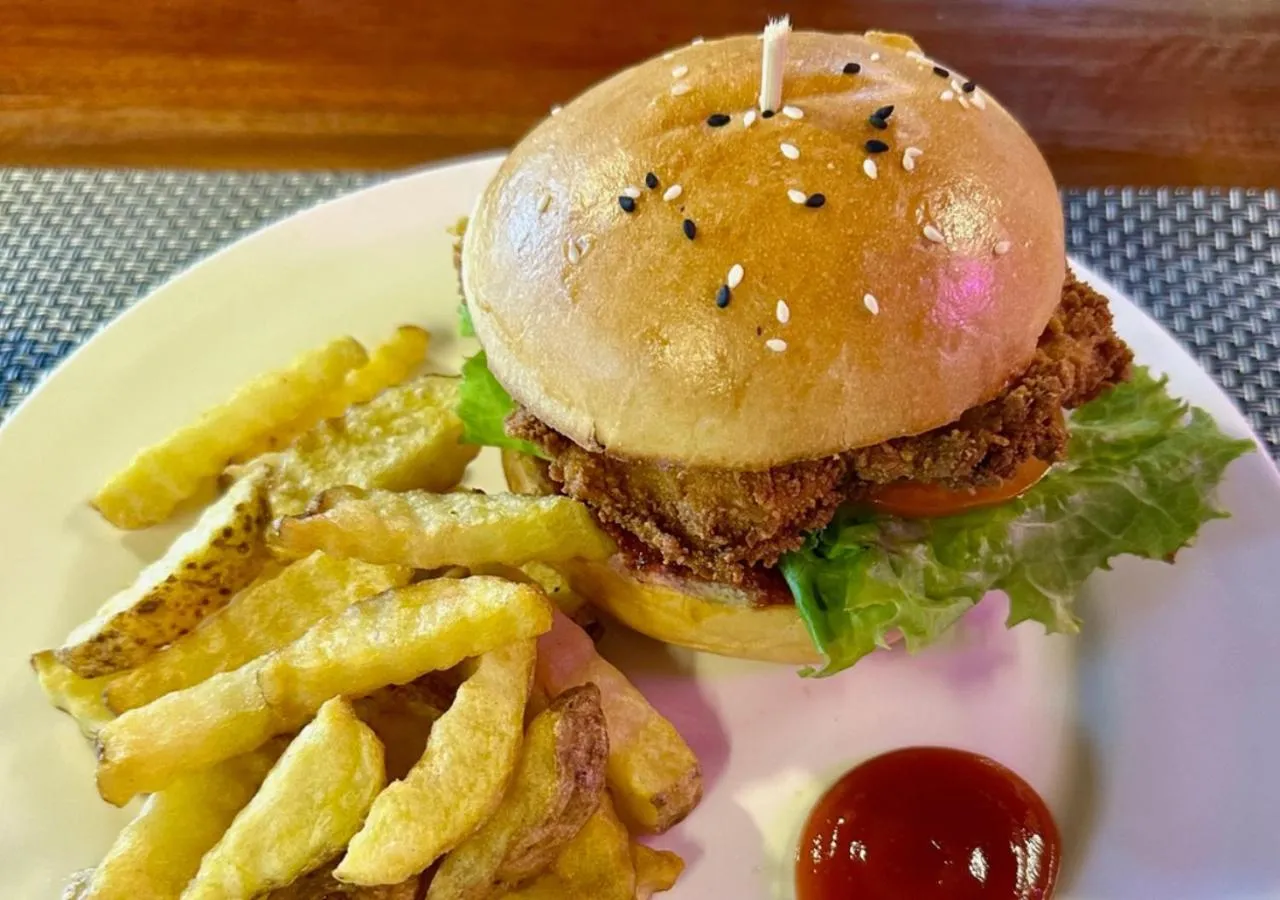 Food and drinks in Hotel Oasis Port Barton