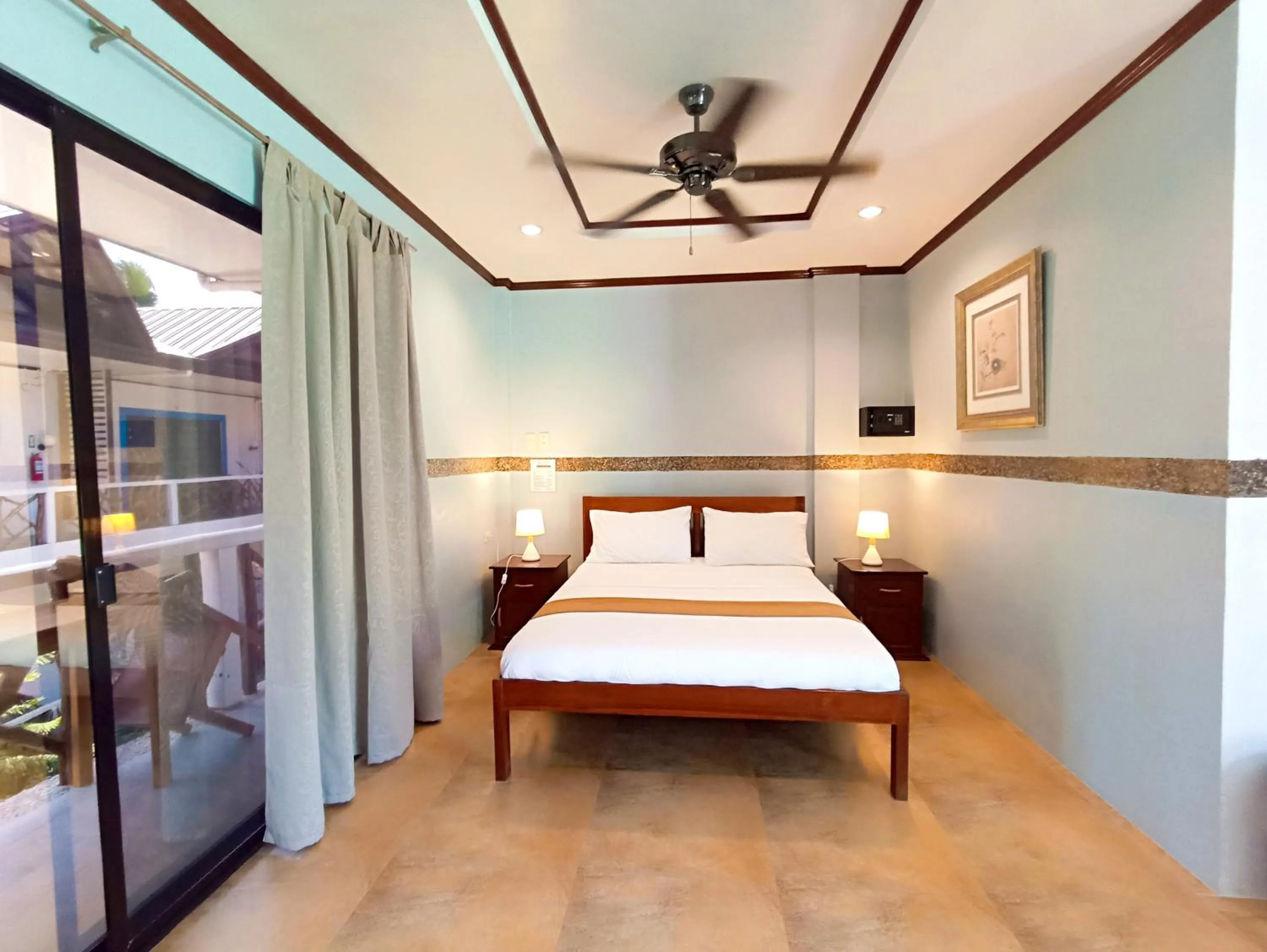 Bedroom, Bed in Hotel Oasis Port Barton