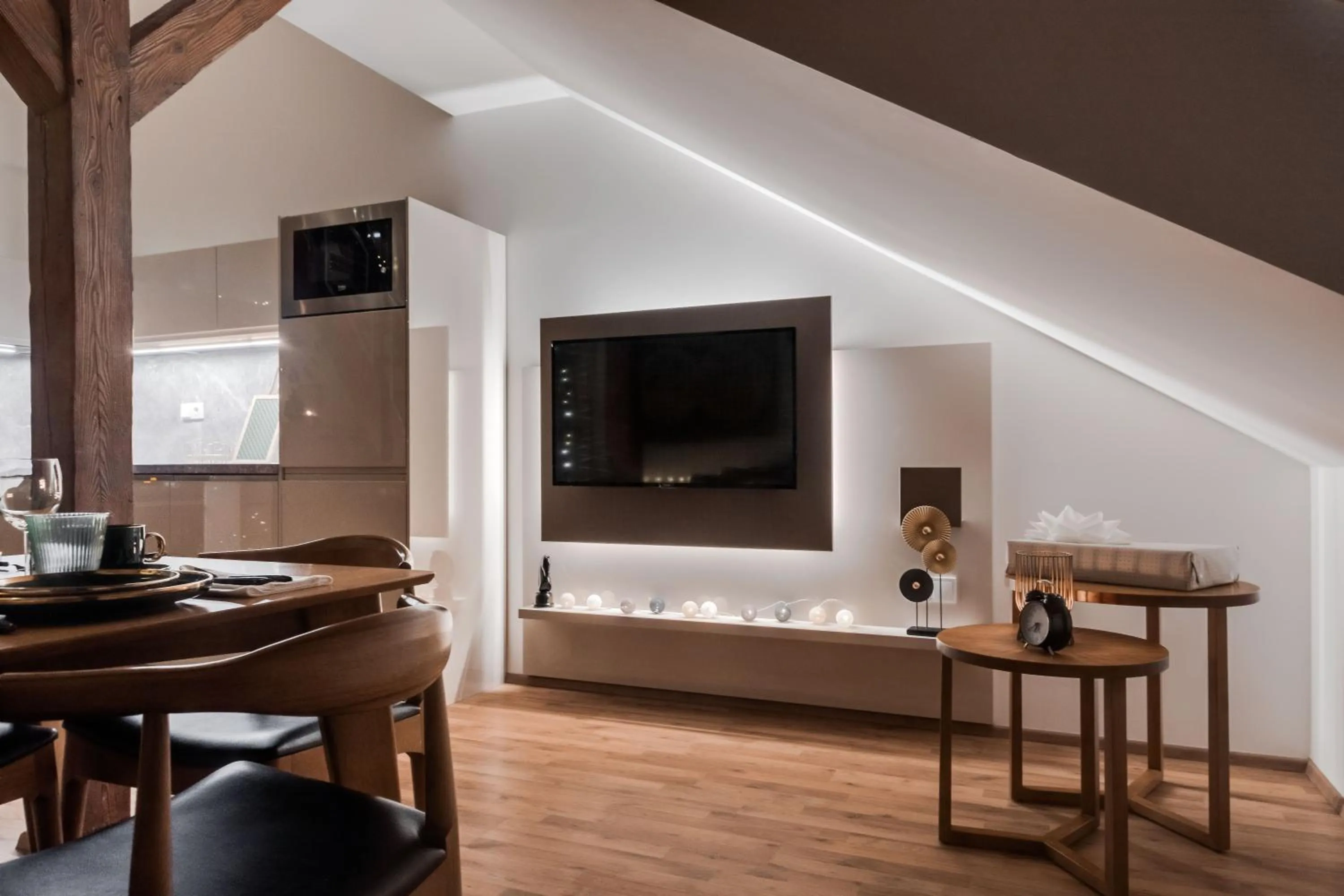 TV and multimedia in Louren Apartments