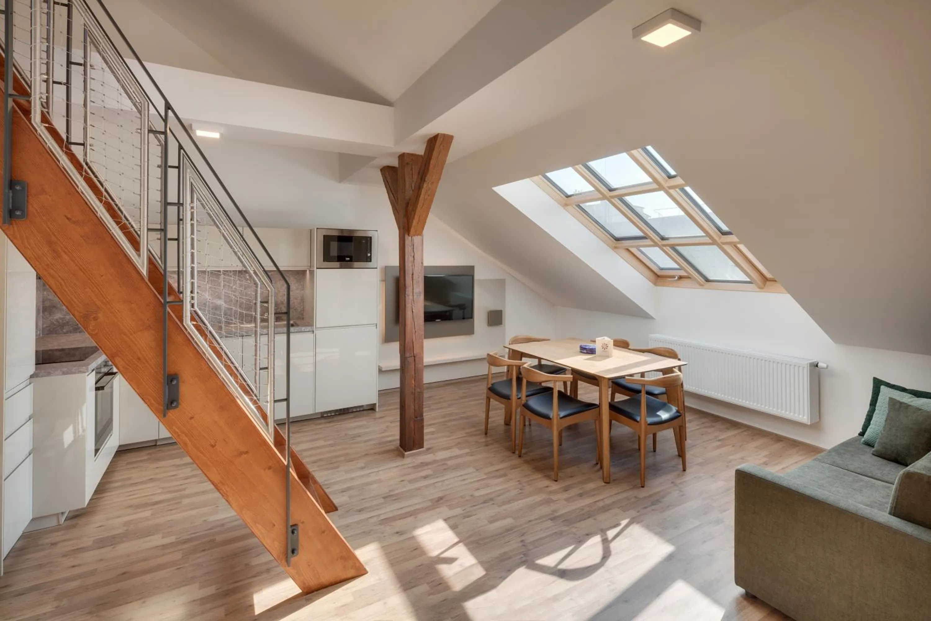 TV and multimedia in Louren Apartments