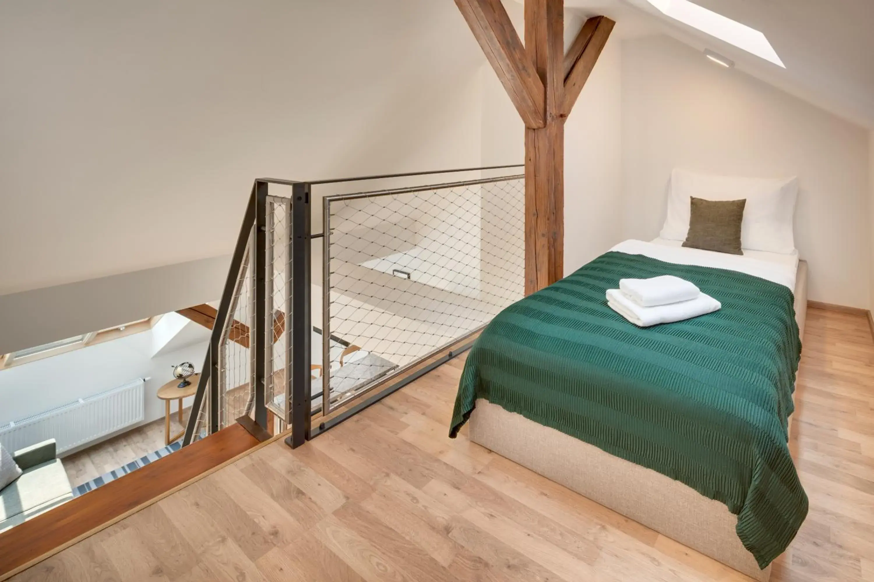 Bed in Louren Apartments Bed in Louren Apartments