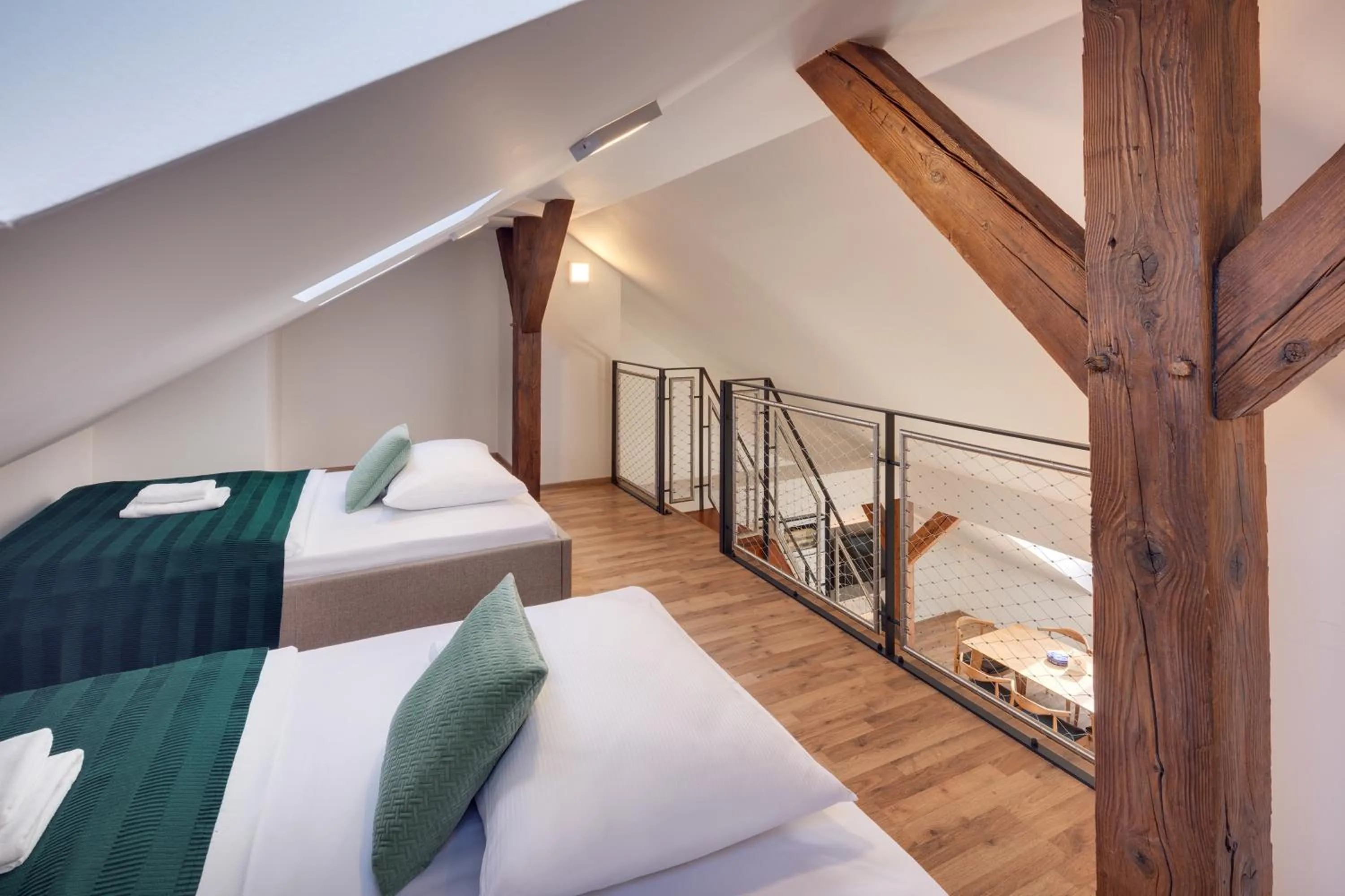 Bed in Louren Apartments