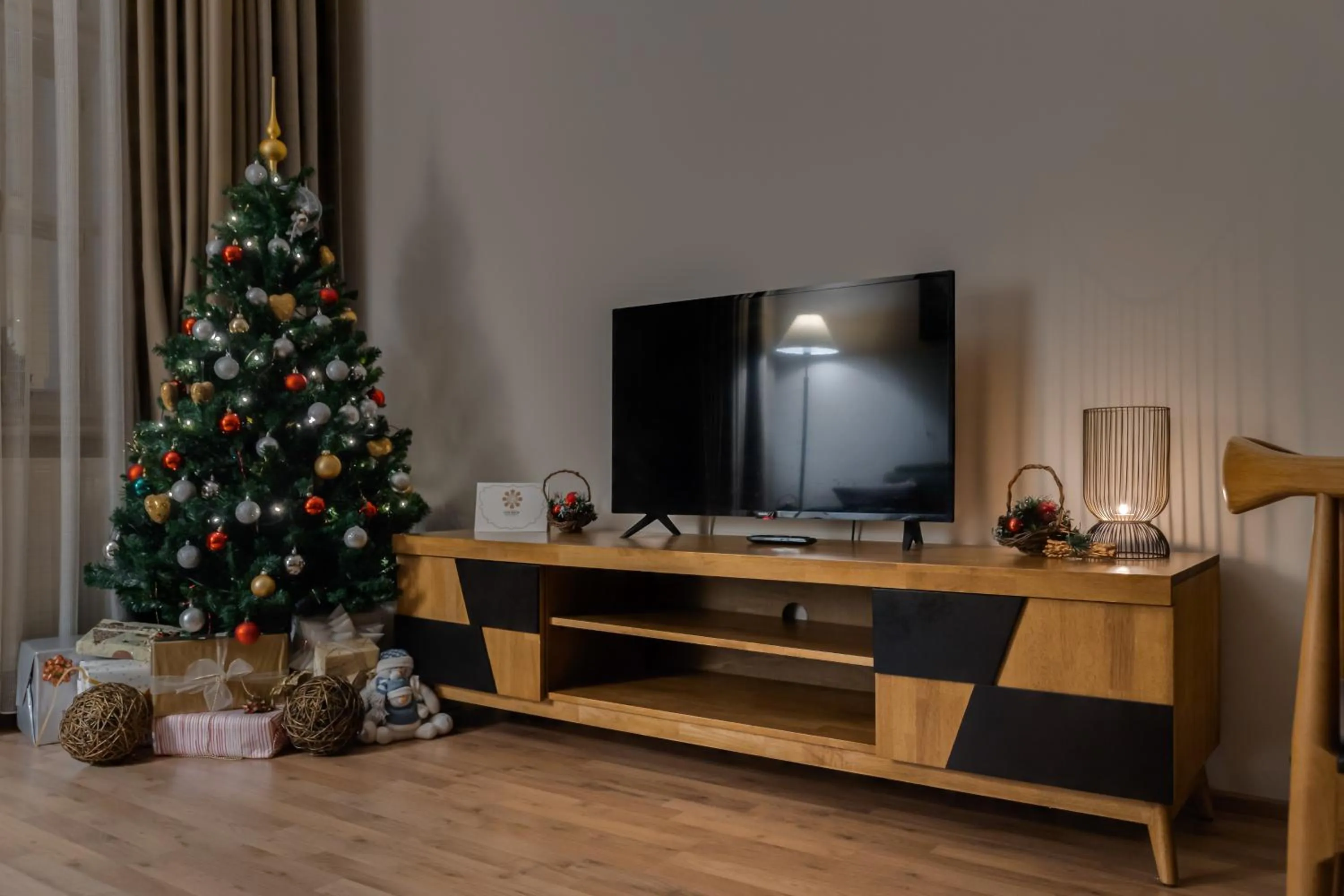 TV and multimedia in Louren Apartments