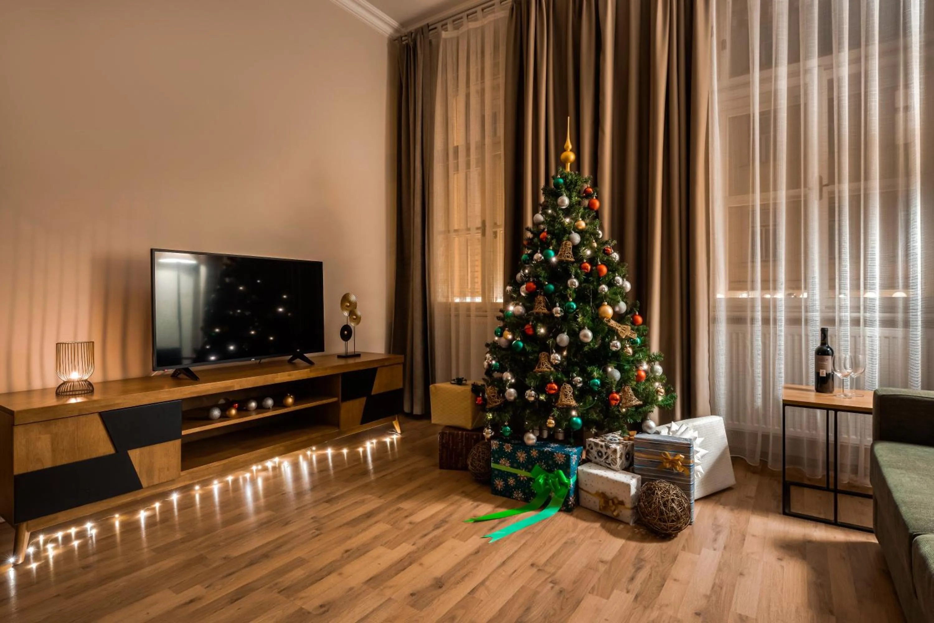 TV and multimedia in Louren Apartments