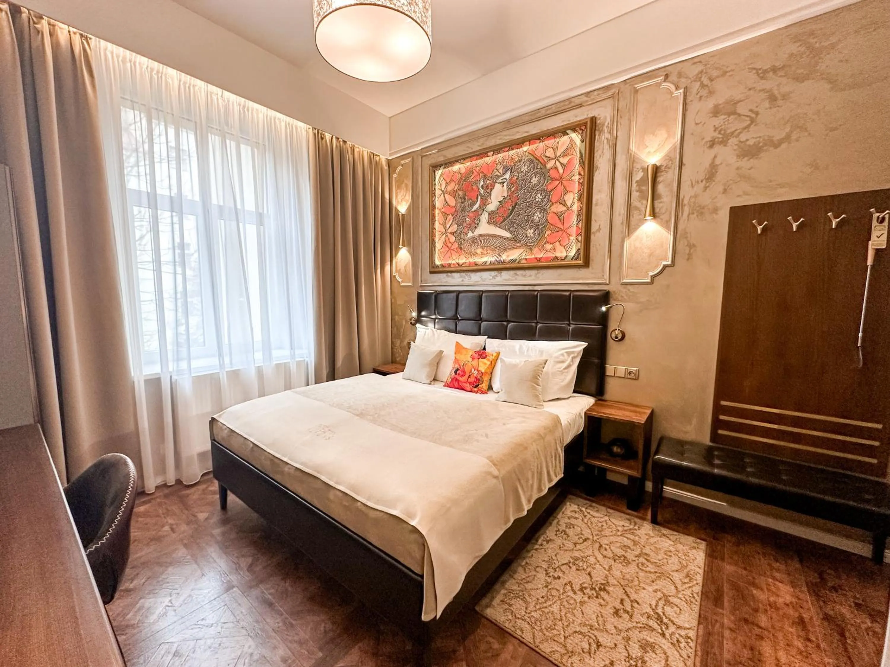 Bed in Alfons Boutique Hotel