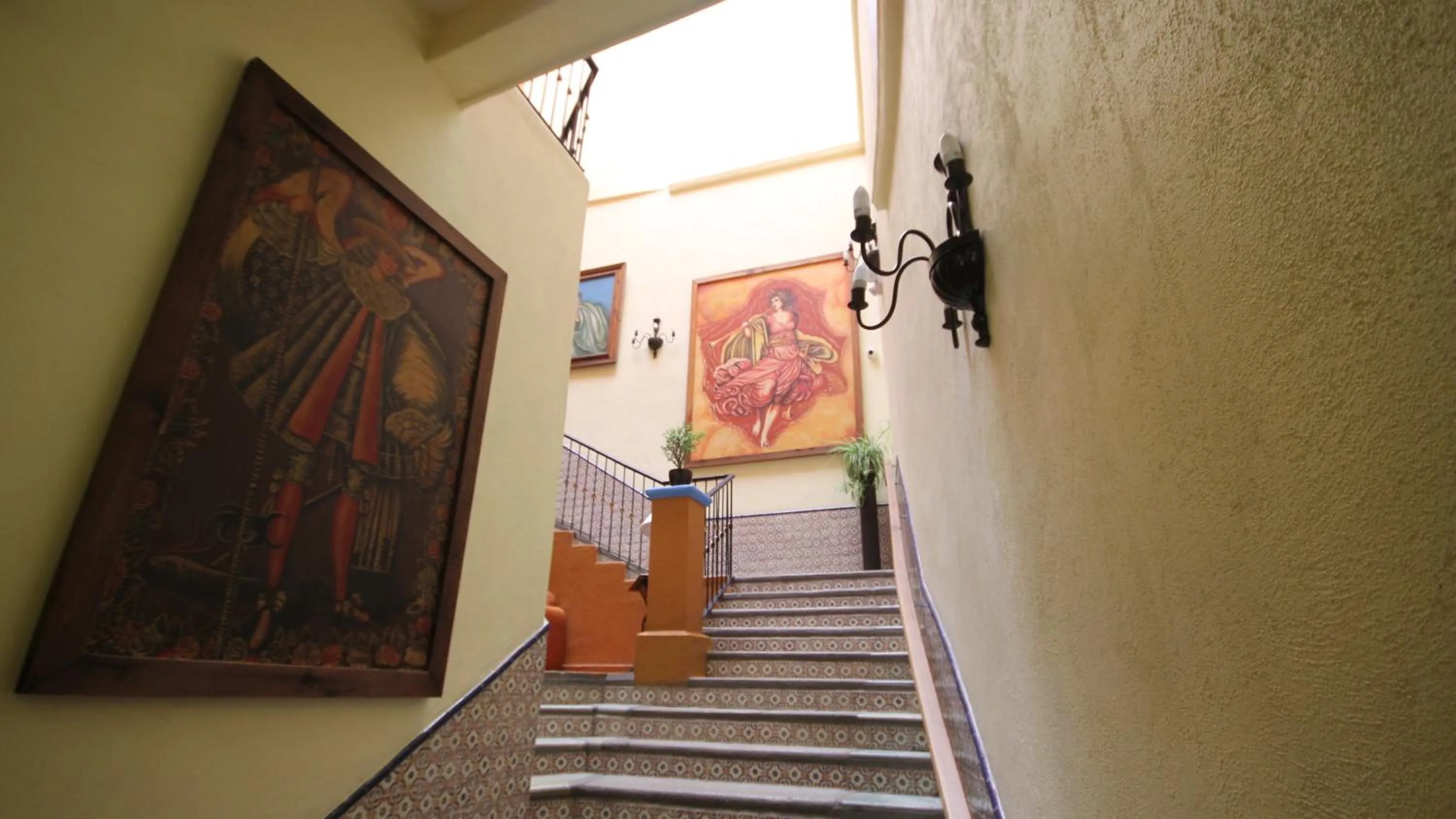 Lobby or reception in El Meson de los Poetas