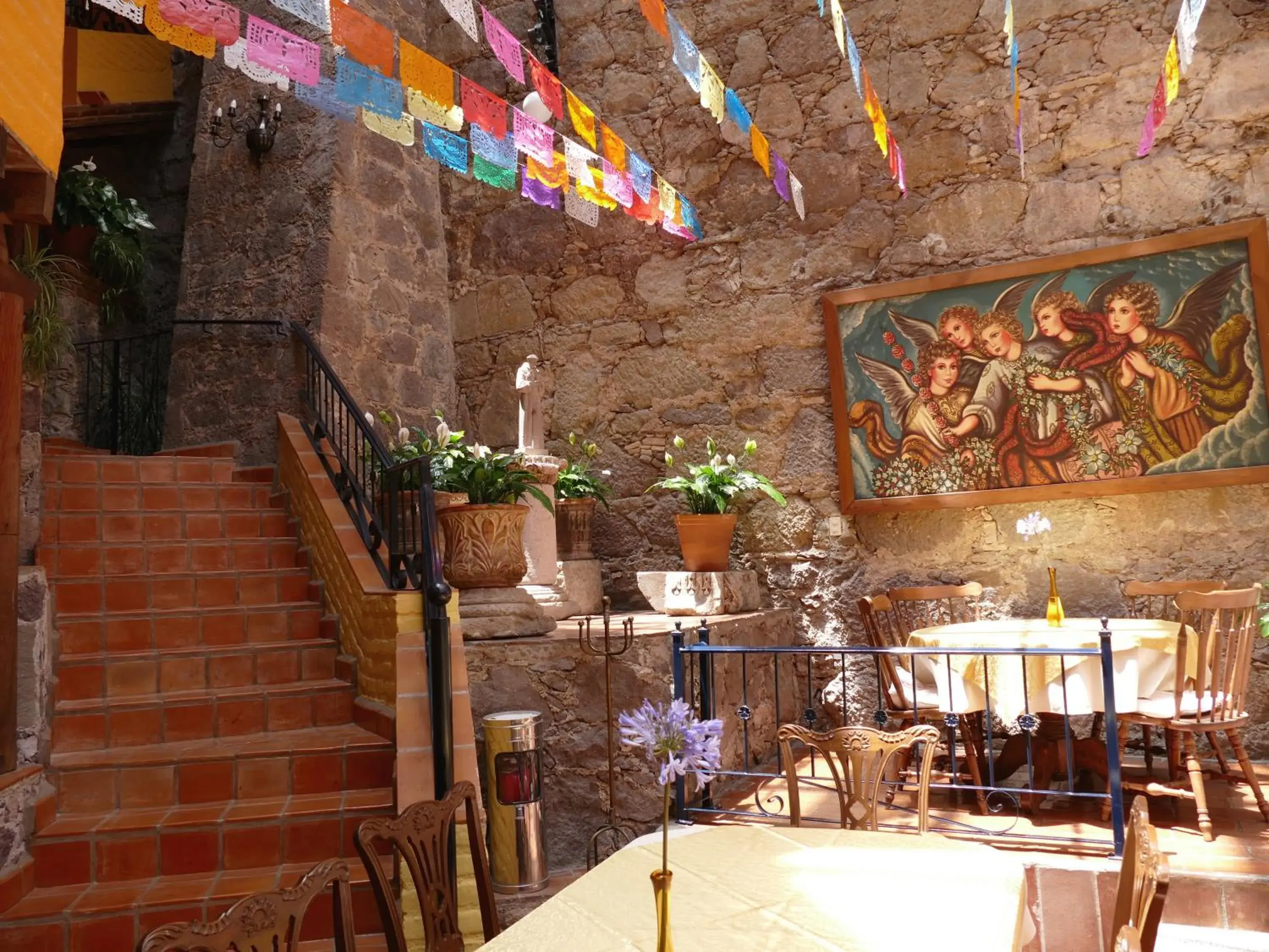 Restaurant/places to eat in El Meson de los Poetas Restaurant/places to eat in El Meson de los Poetas