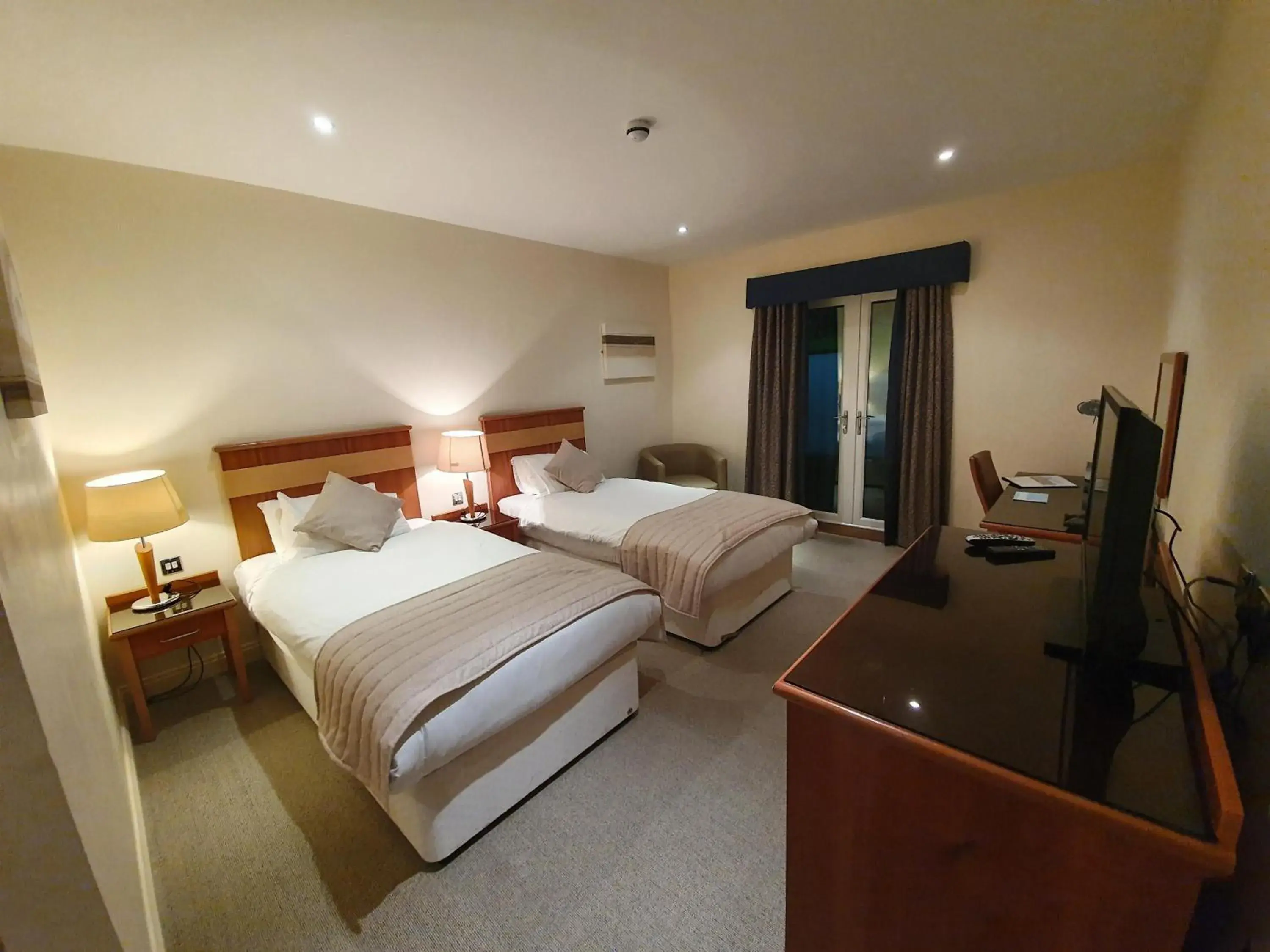 Standard Twin Room - single occupancy in Towers Hotel & Spa Standard Twin Room - single occupancy in Towers Hotel & Spa