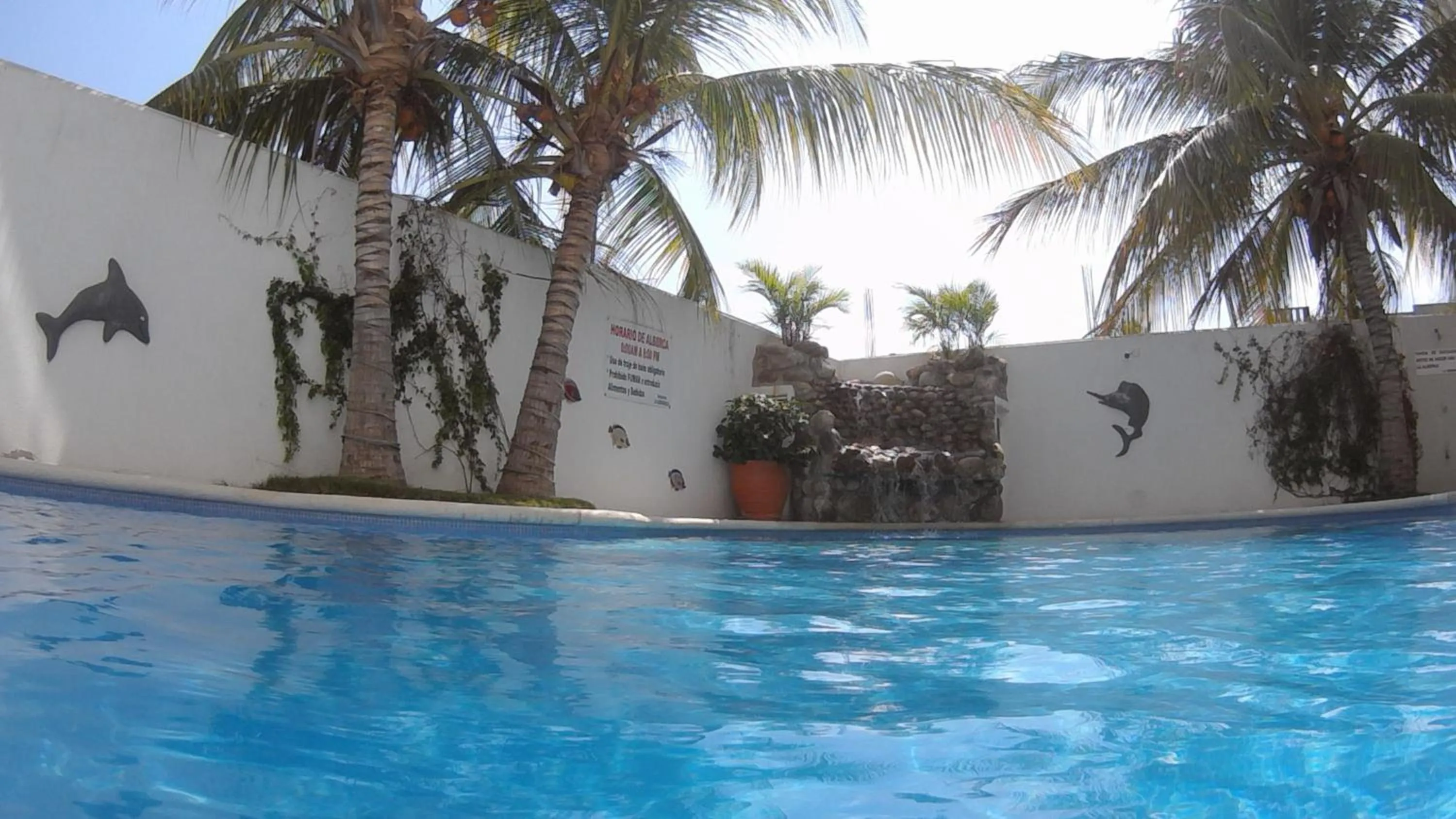 Swimming pool in Hotel Bahia Huatulco