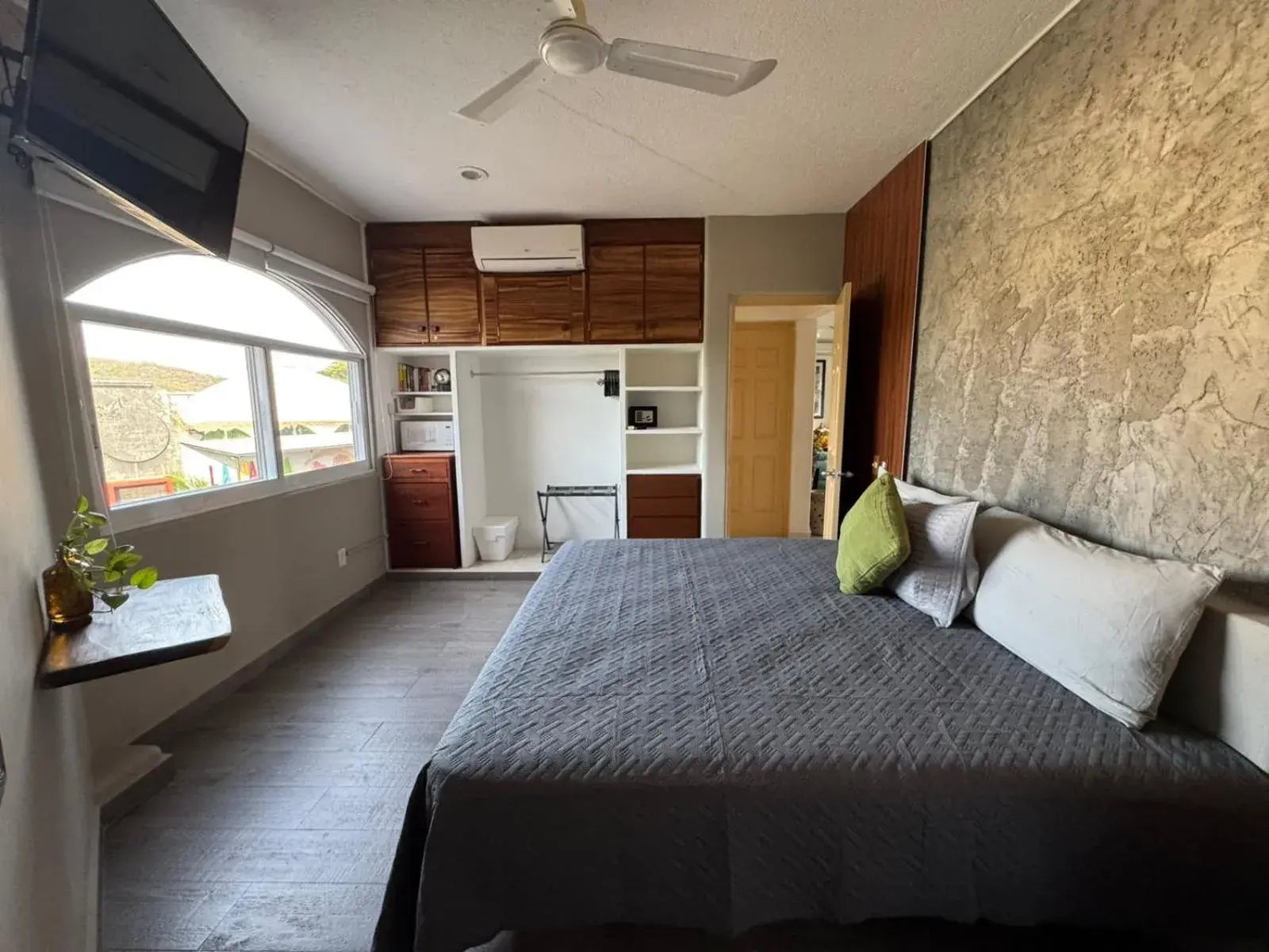 Bed in Hotel Bahia Huatulco Bed in Hotel Bahia Huatulco