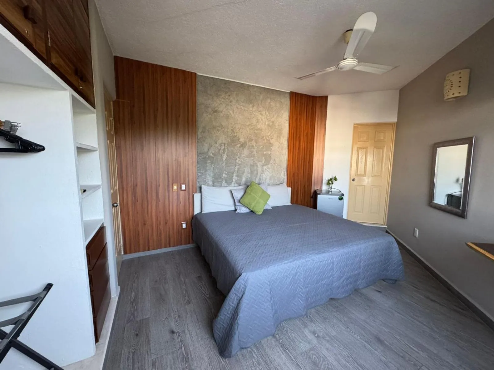 Bed in Hotel Bahia Huatulco