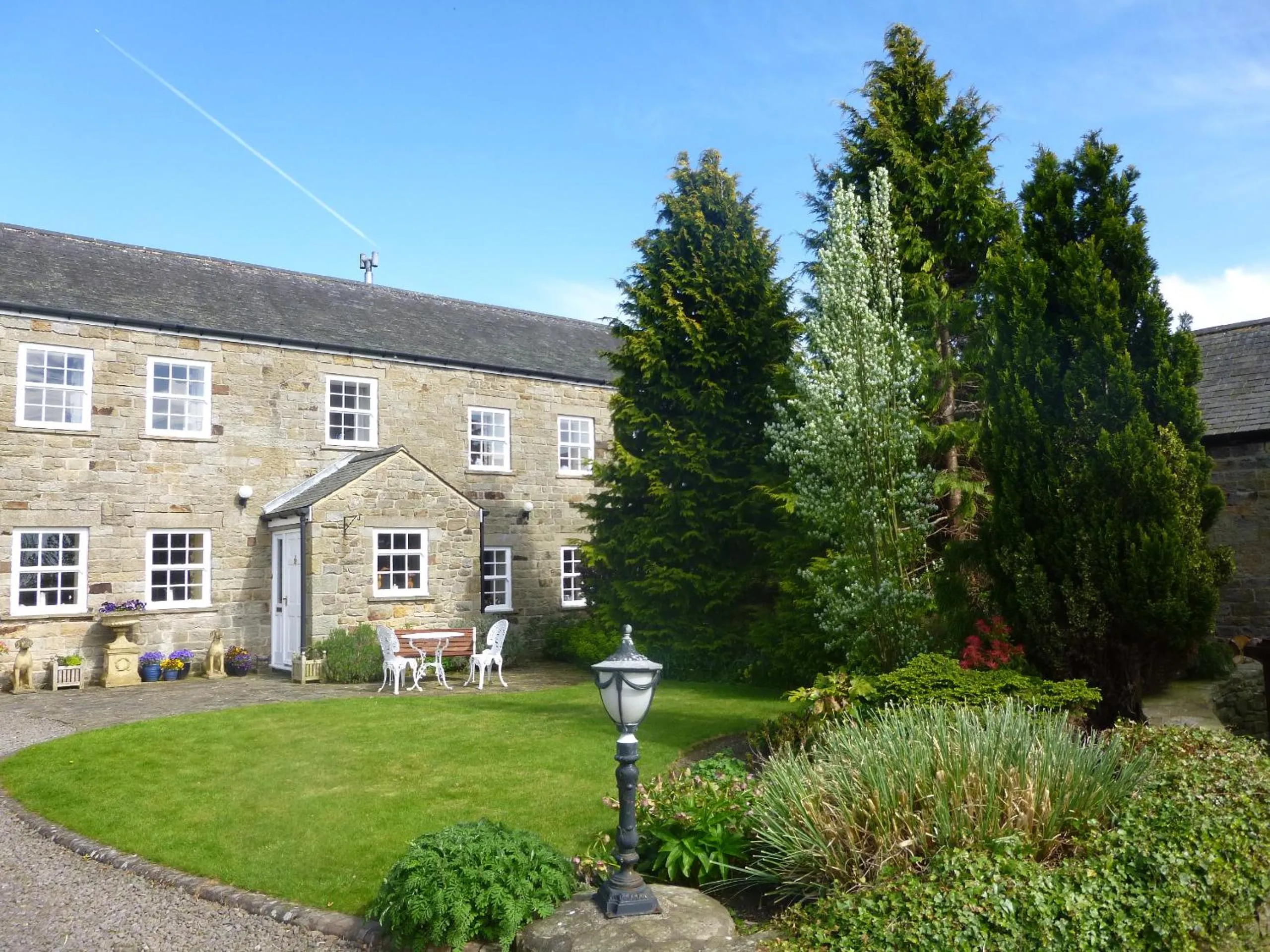 Property building in The Gin Gan