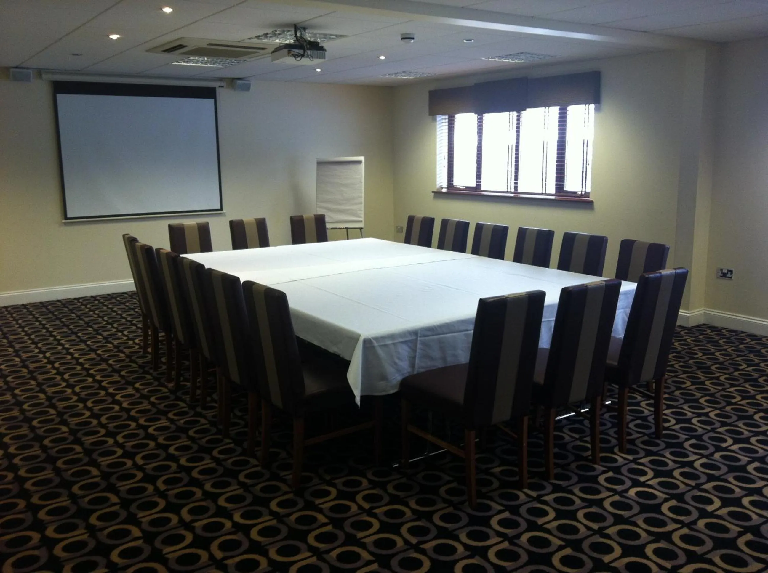 Business facilities in Blanco's Hotel