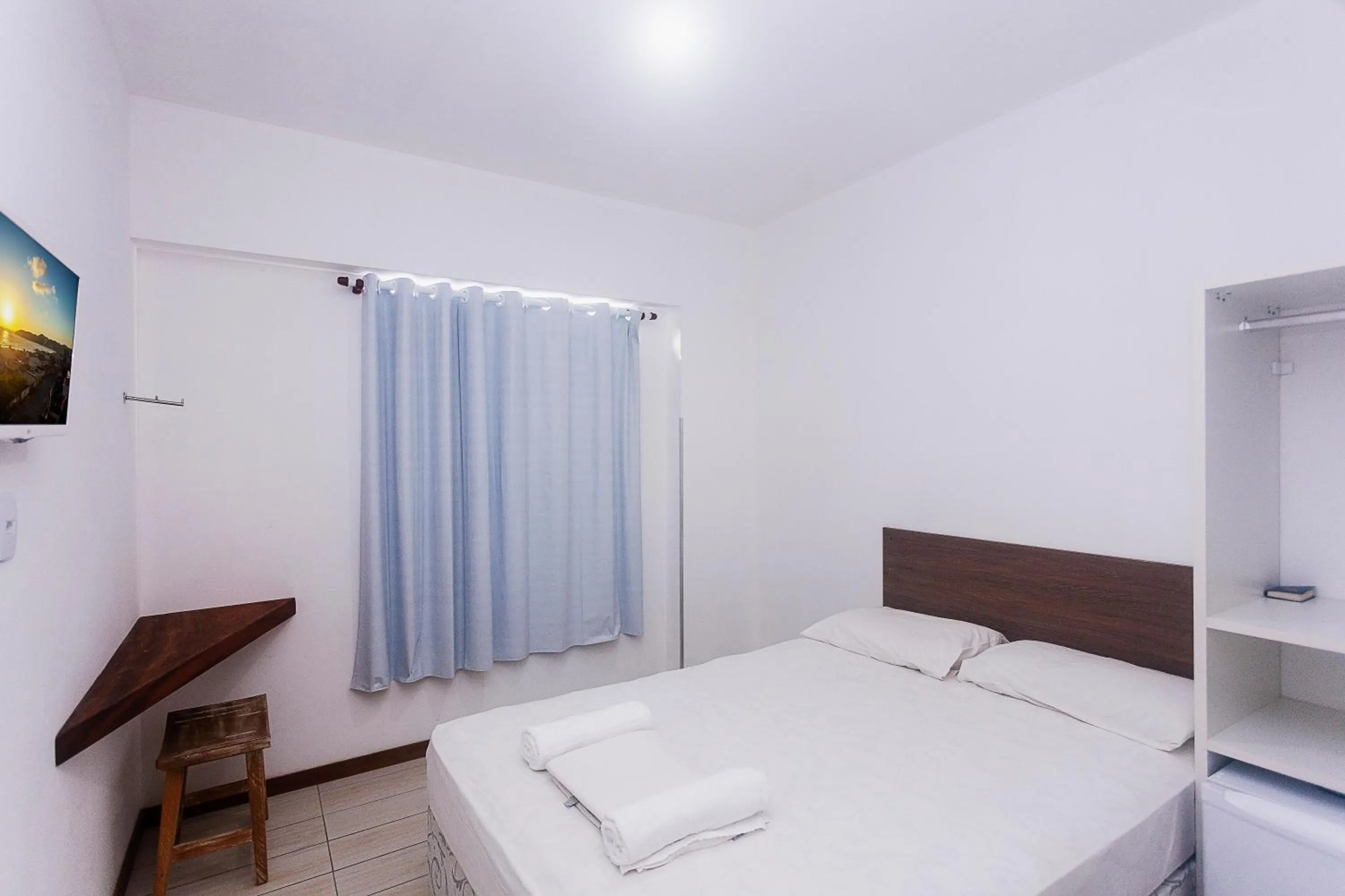 Bed in Economy Apart