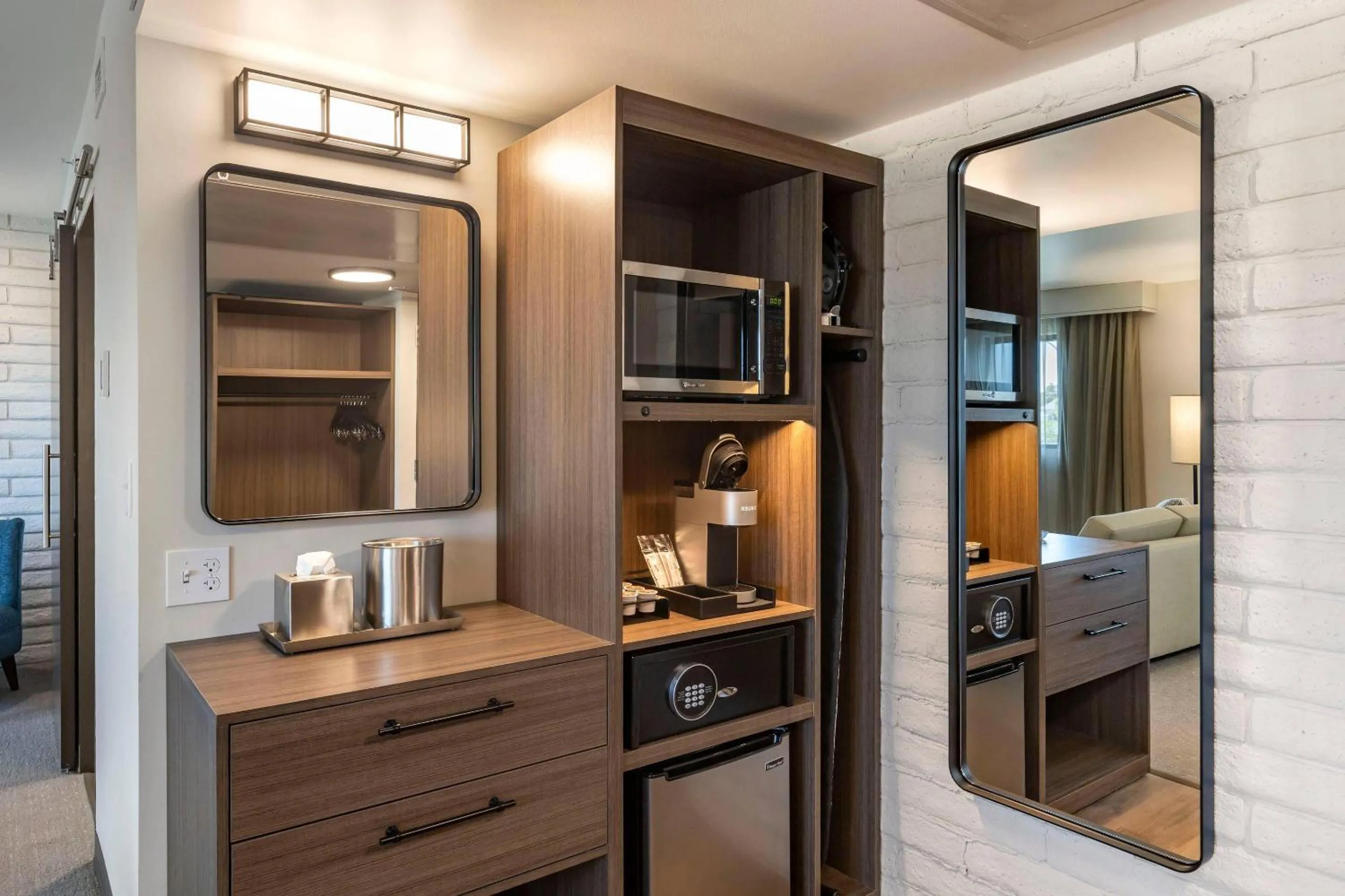 Bedroom in The Gibson Hotel Great Falls, an Ascend Collection Hotel