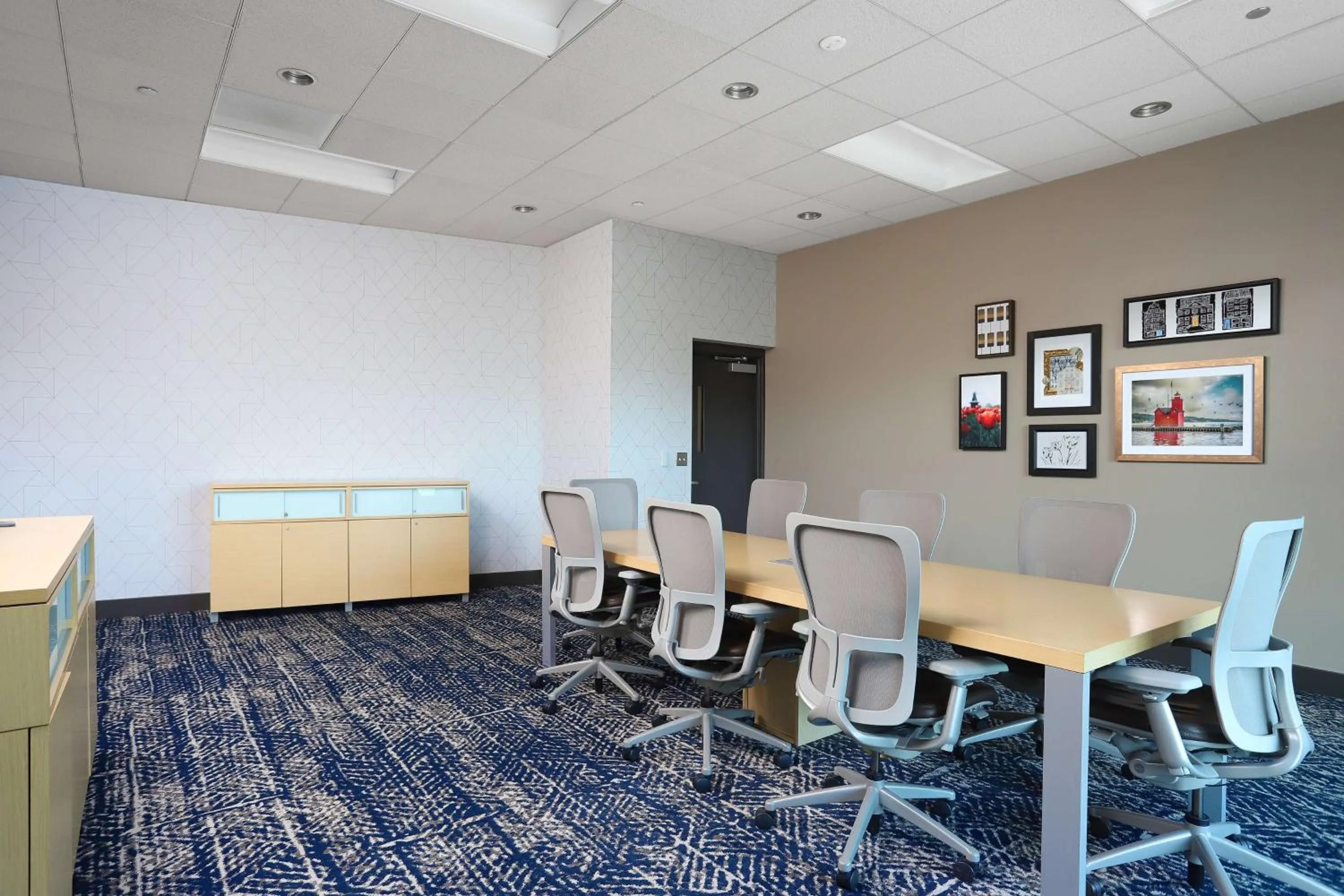 Meeting/conference room in Tulyp, Tapestry Collection by Hilton