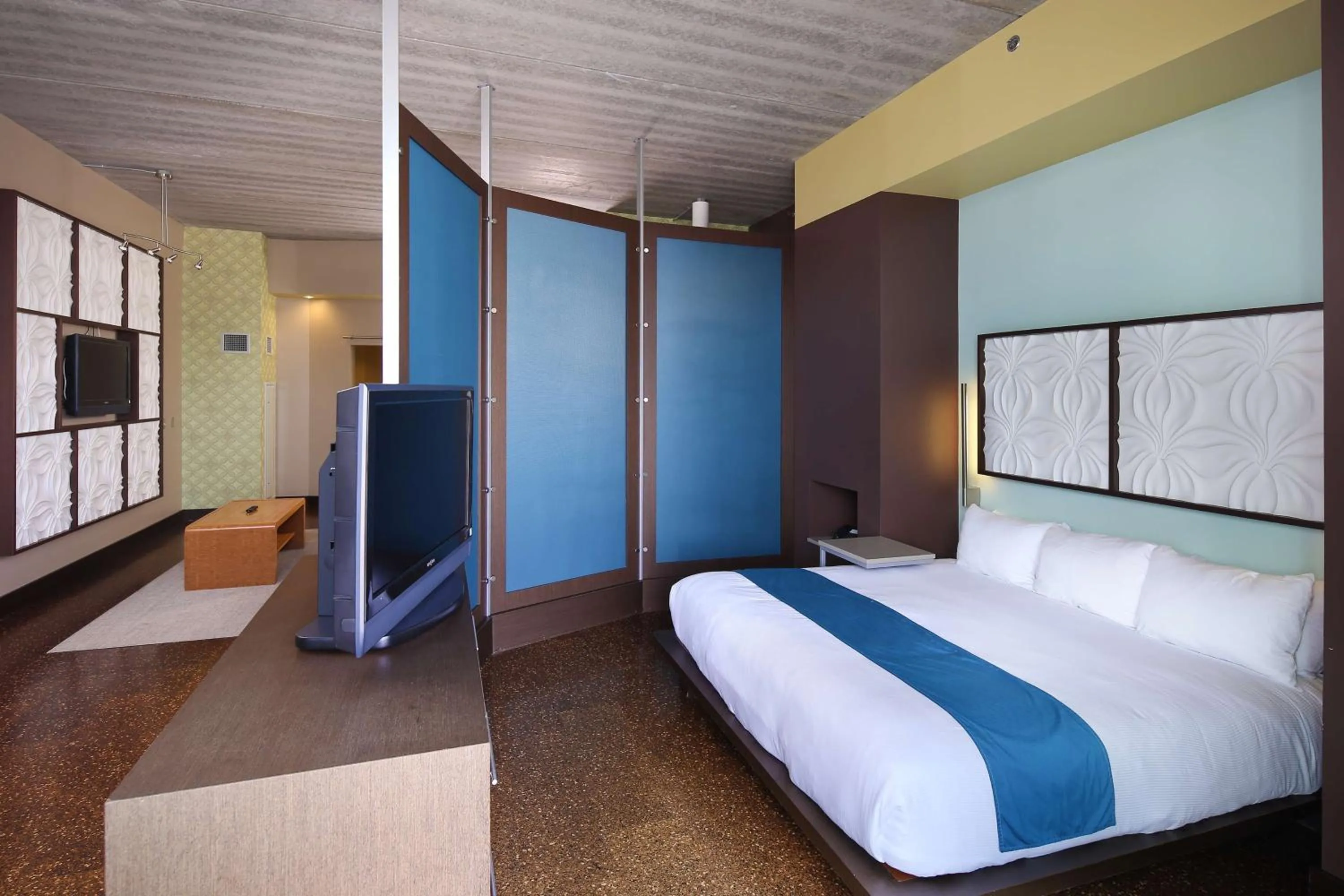 Bedroom, Bed in Tulyp, Tapestry Collection by Hilton