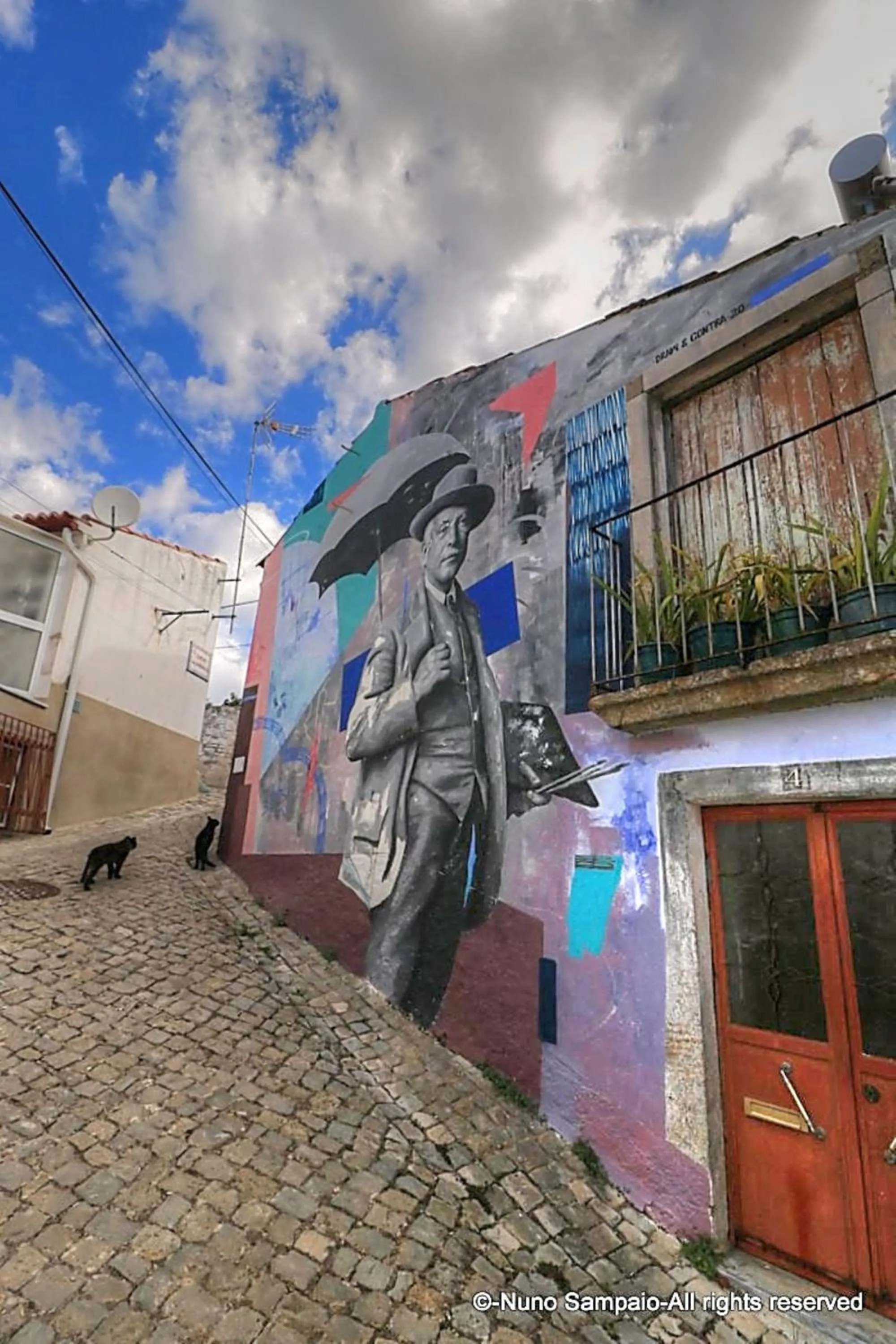 Quiet street view in Hotel Rota Malhoa