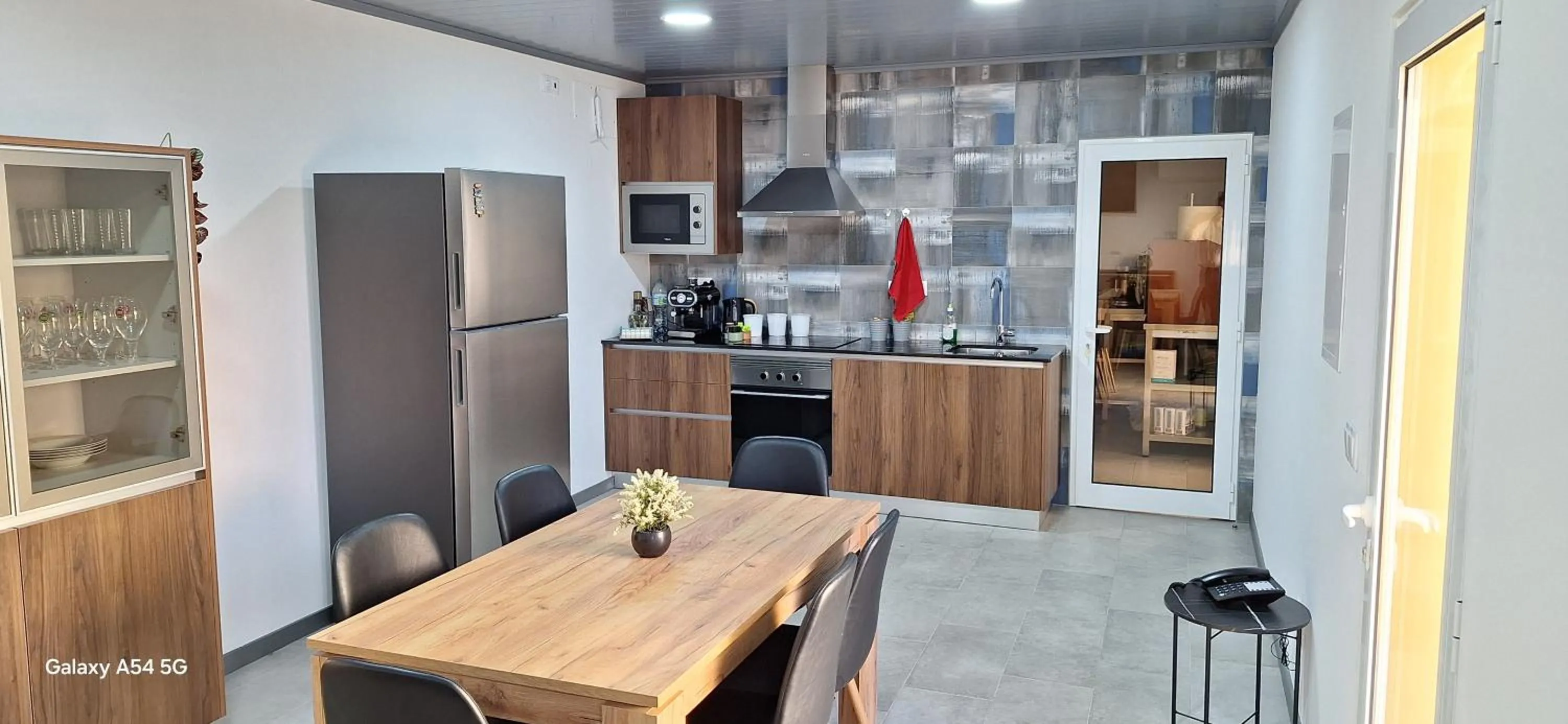 Communal kitchen in Hotel Rota Malhoa