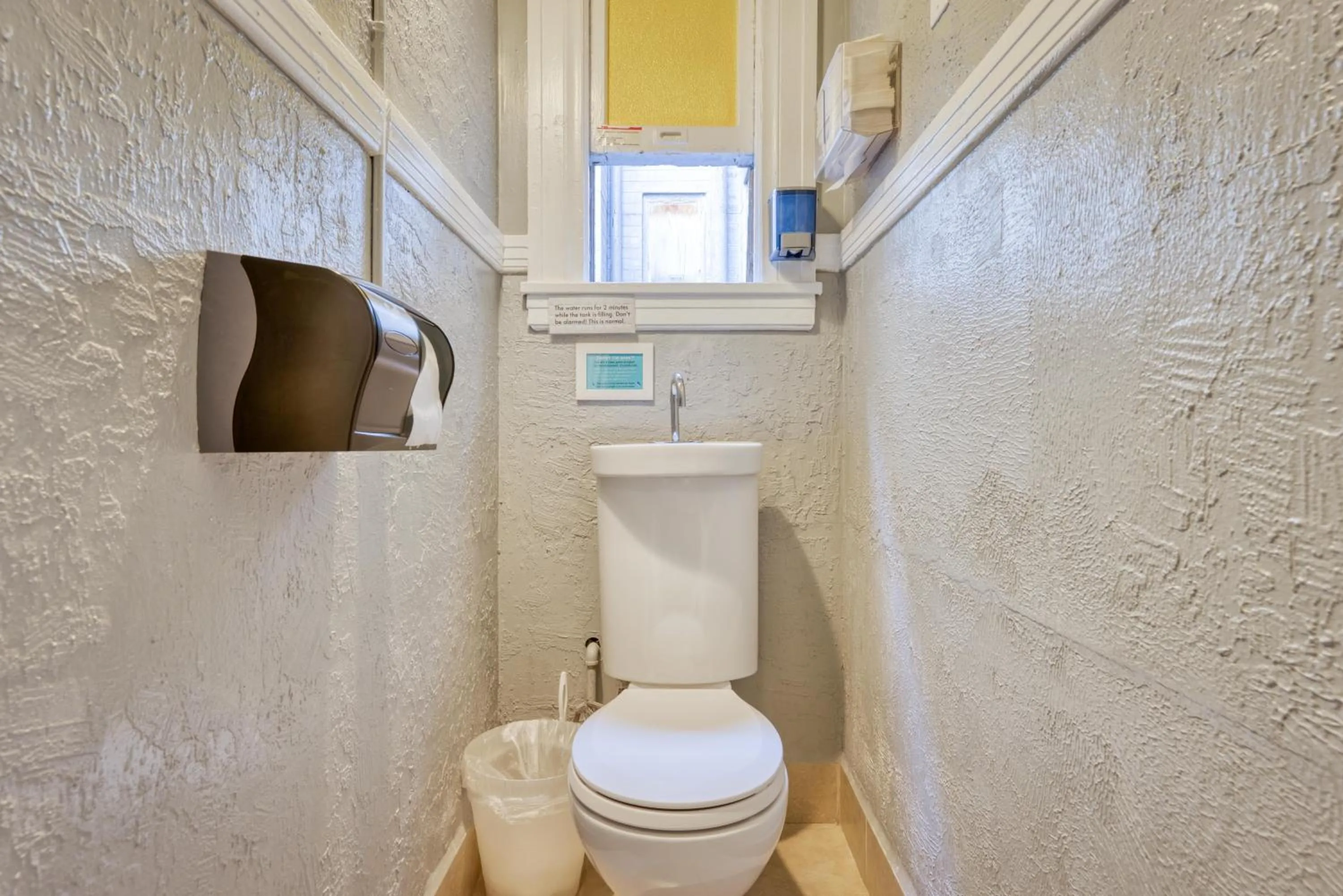 Bathroom in HI San Francisco Downtown Hostel