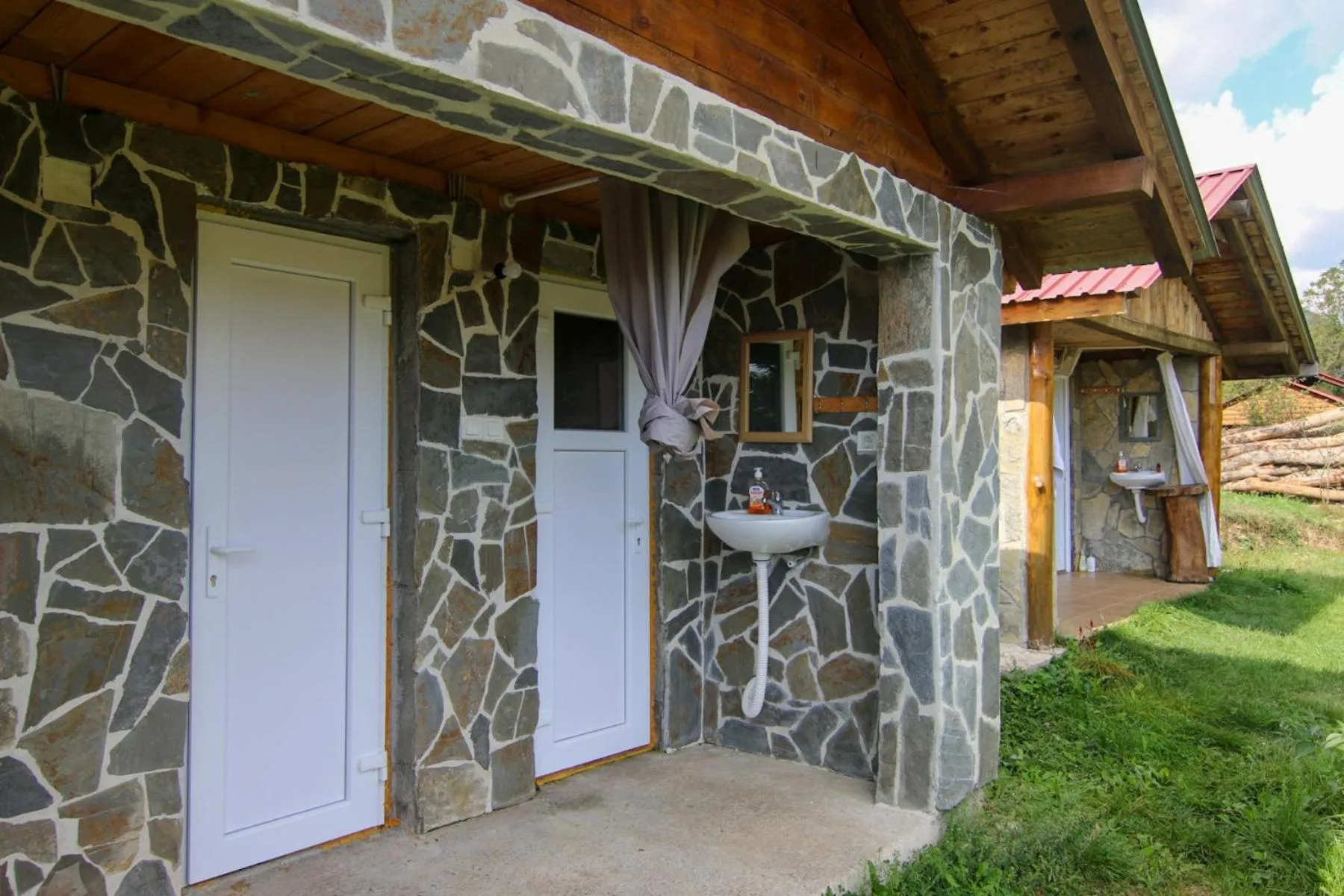 Camp &Apartmens Scepanovic