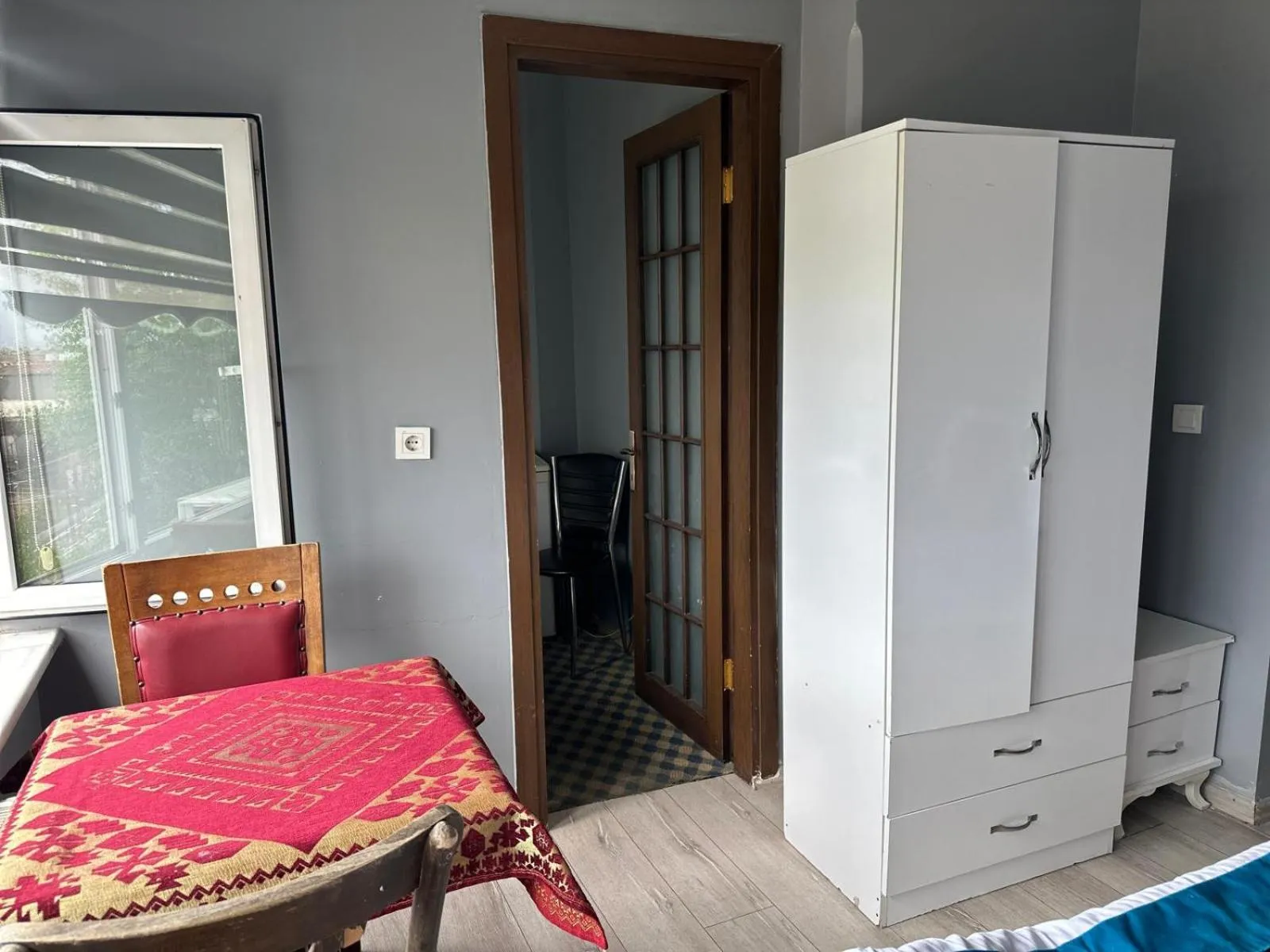 Property building in Happy Suite Boutique Hotel