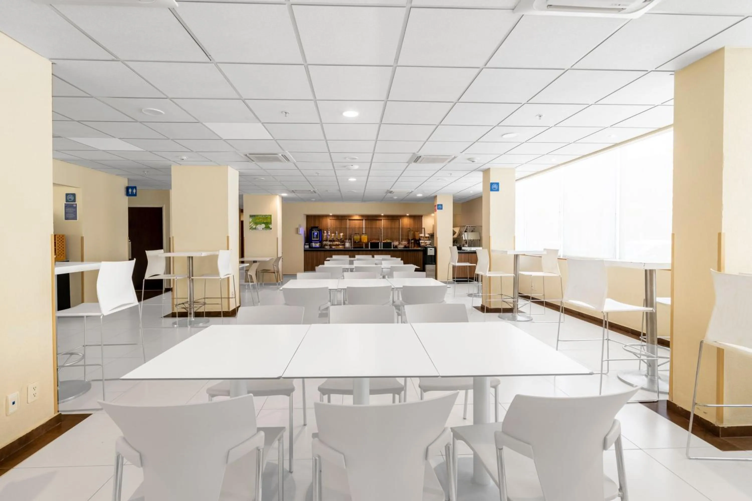 Breakfast in City Express by Marriott Ciudad del Carmen