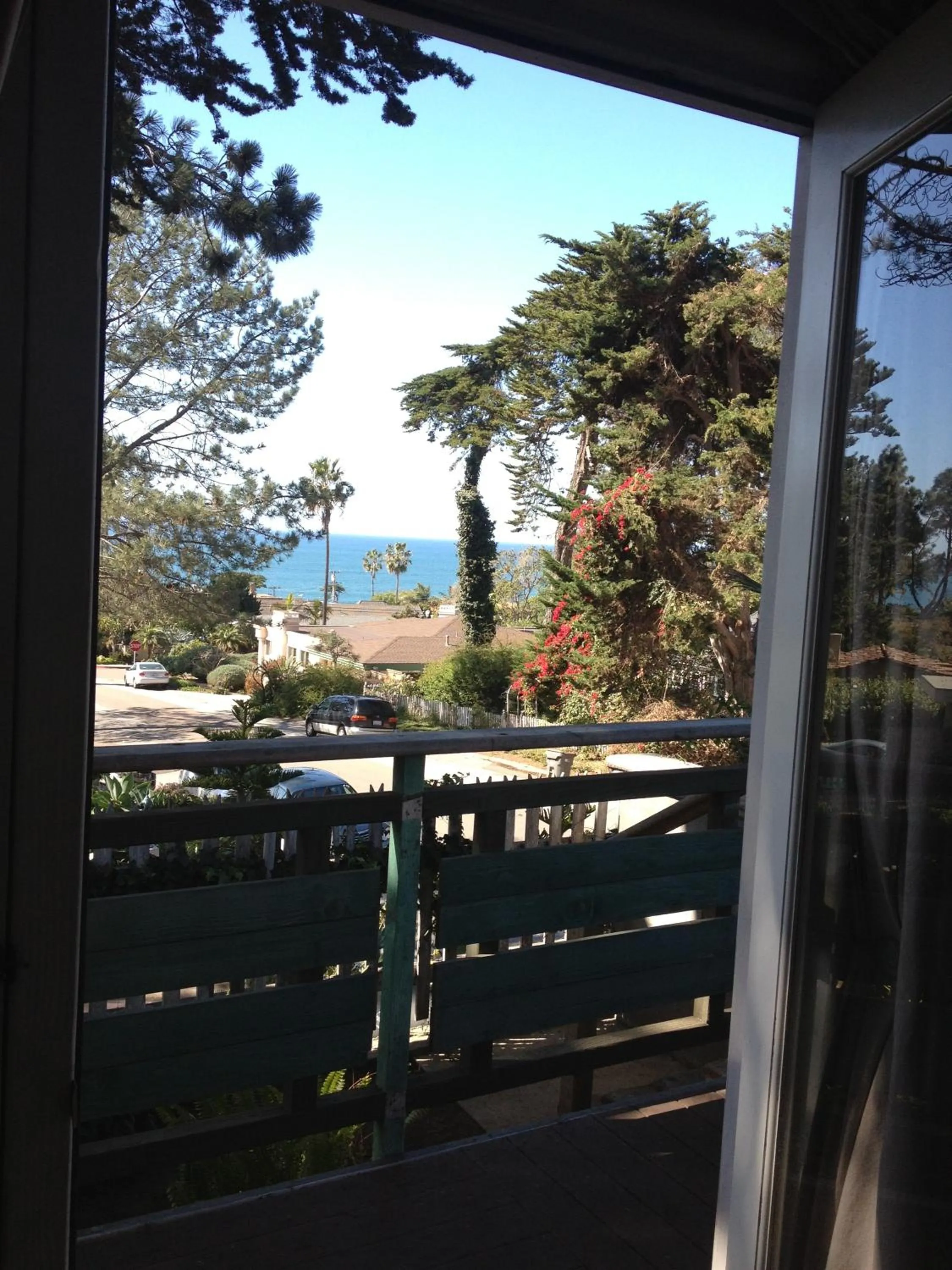 Day in Les Artistes Inn