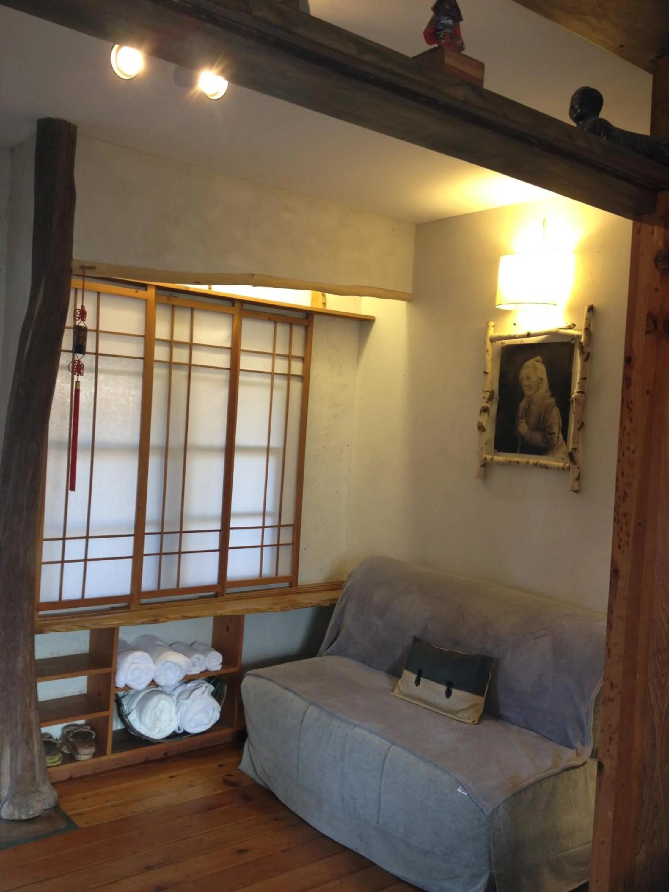 Seating area in Les Artistes Inn