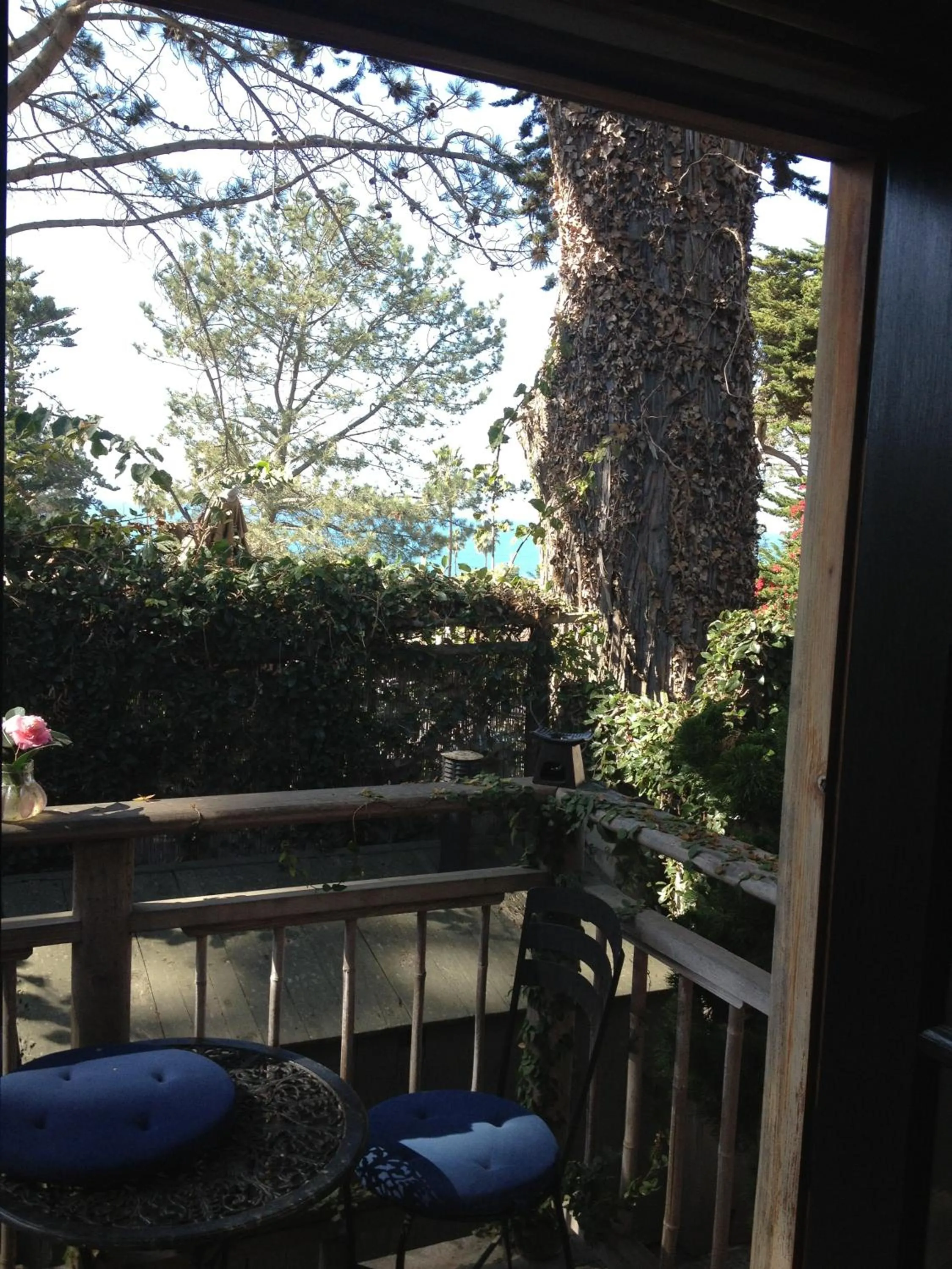 Day in Les Artistes Inn