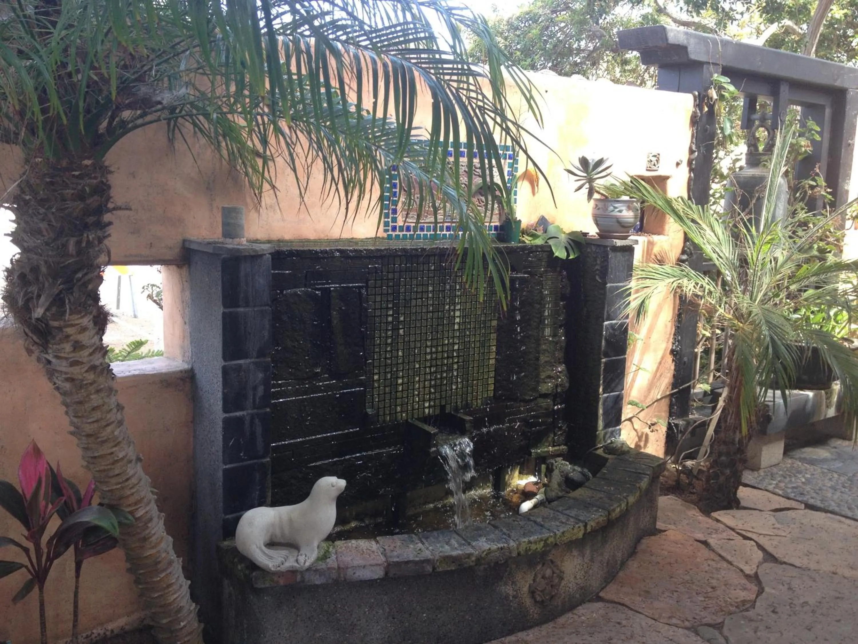 Day in Les Artistes Inn