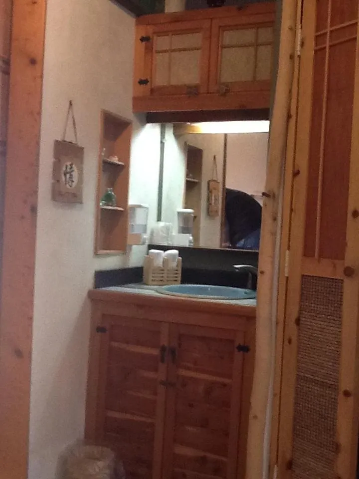 Bathroom in Les Artistes Inn