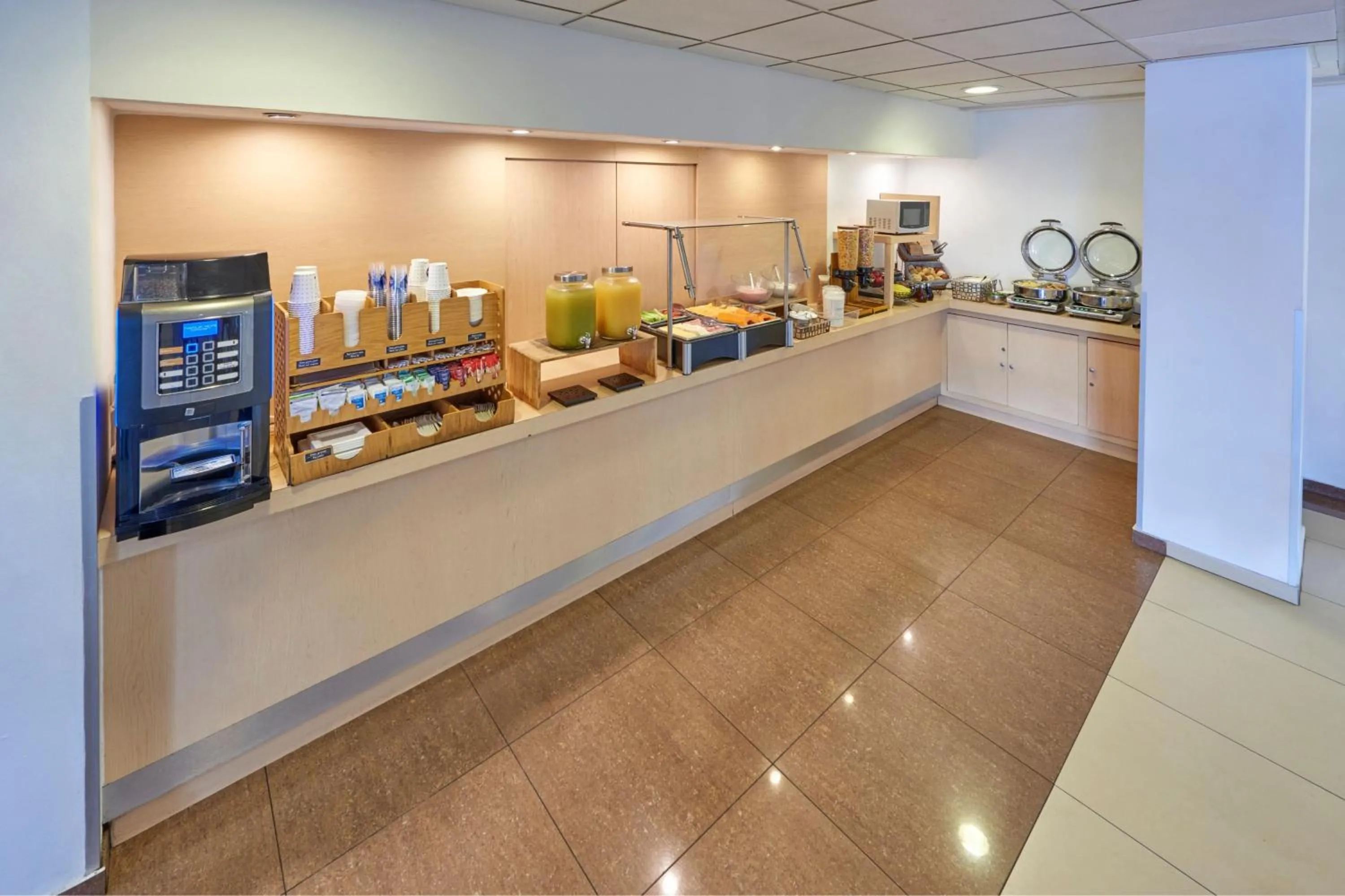 Breakfast in City Express by Marriott Manzanillo