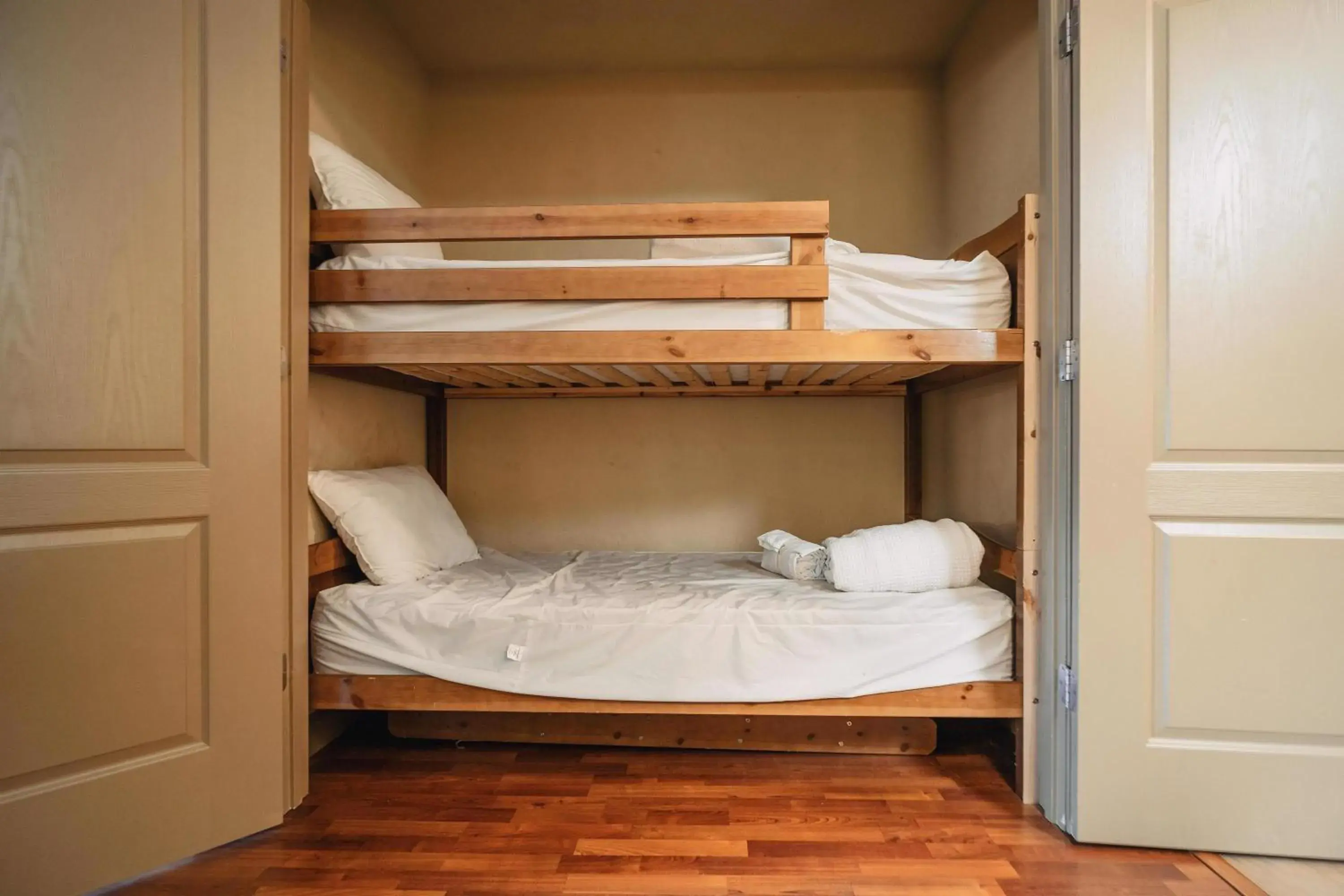 One-Bedroom Condo in MVC - Unit 2103 - Berlin of the South One-Bedroom Condo in MVC - Unit 2103 - Berlin of the South